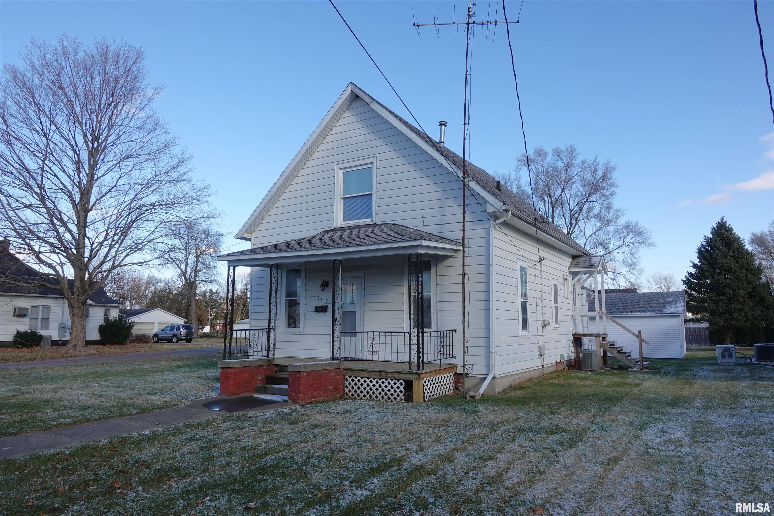 1319 S Seminary Street, Galesburg, Illinois image 3