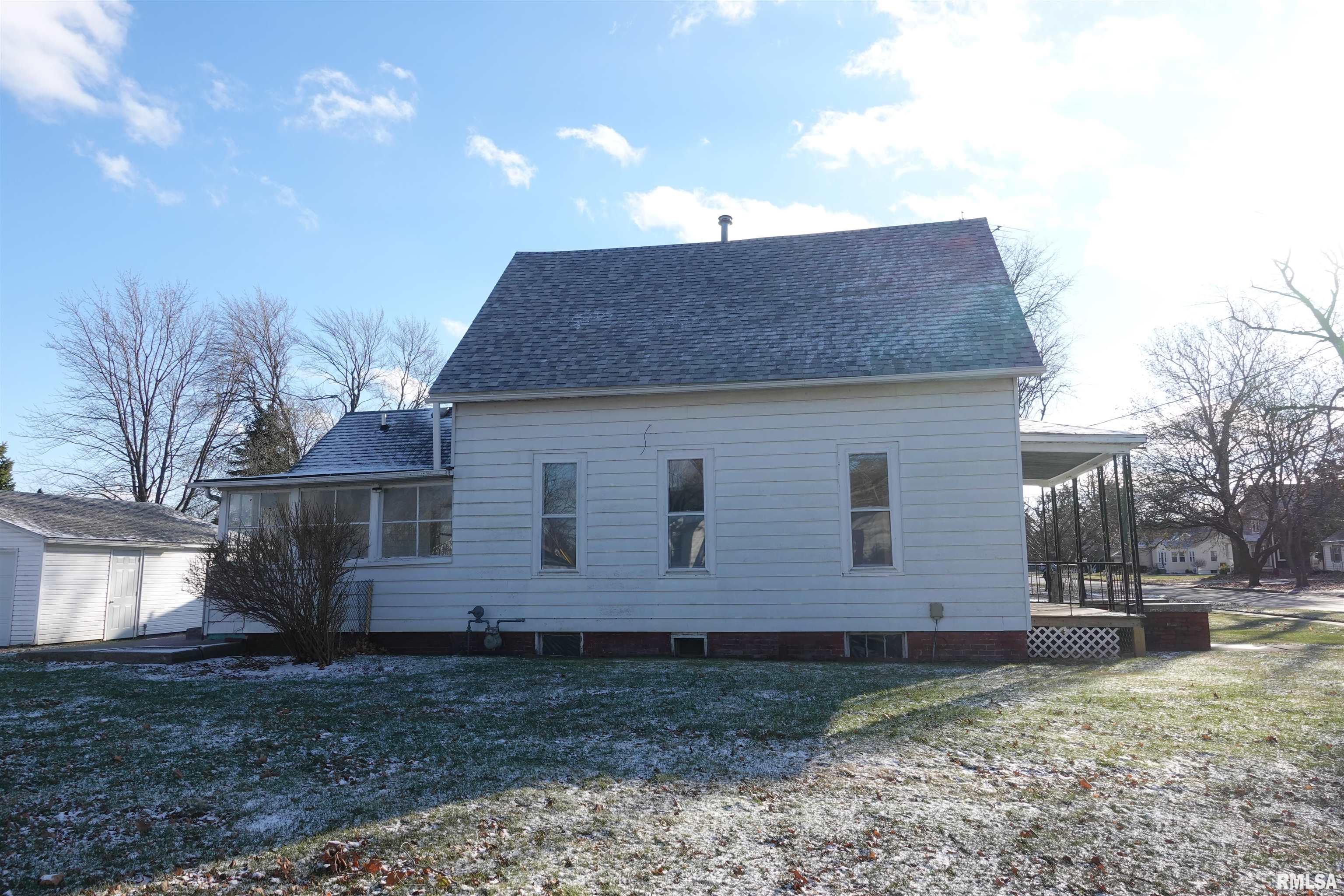 1319 S Seminary Street, Galesburg, Illinois image 4