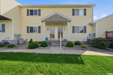 Photo of 2004 S 2ND Avenue, Morton, IL 61550 (MLS # PA1265826)