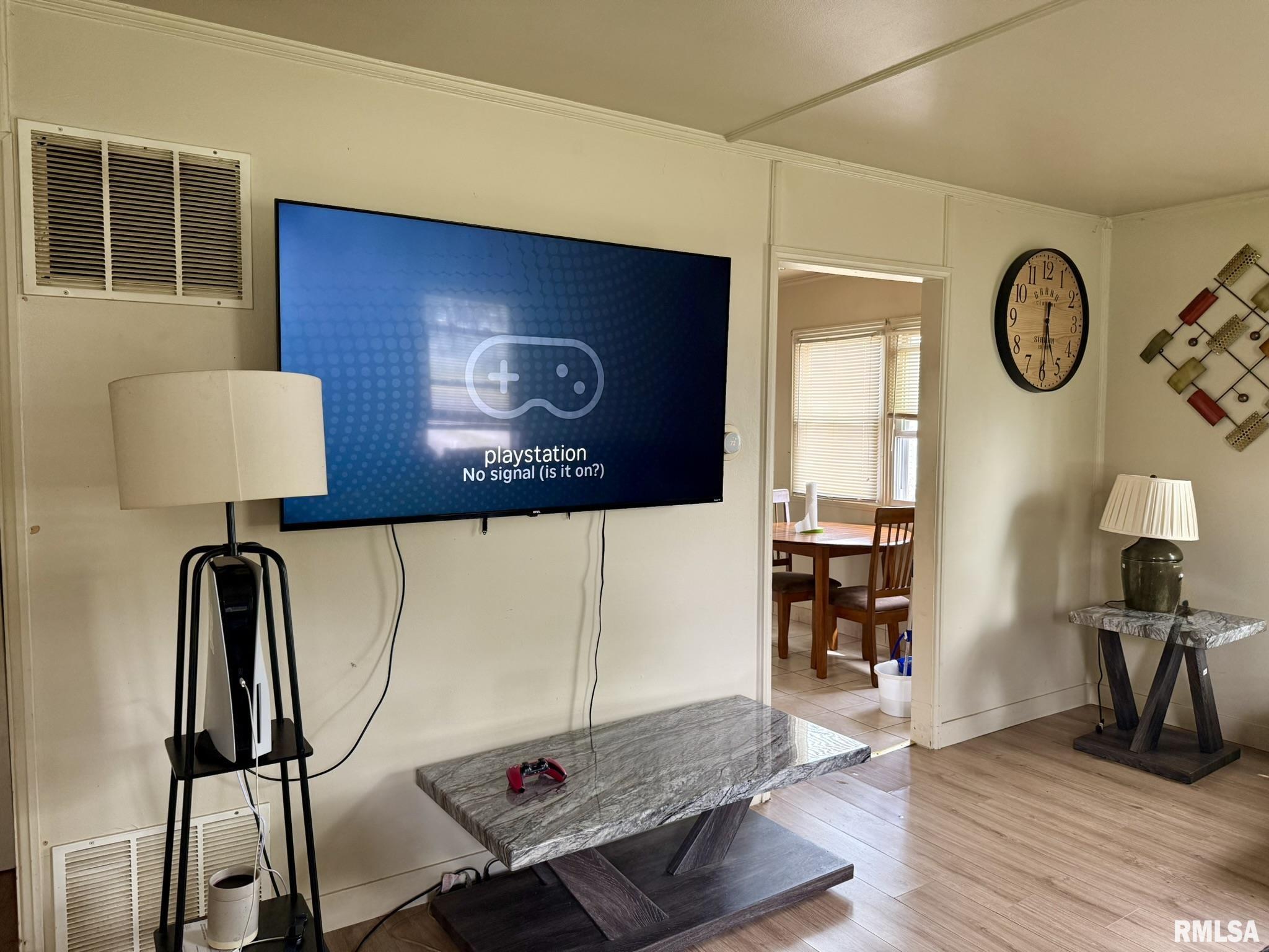 301 E Ellington Drive, Peoria, Illinois image 3