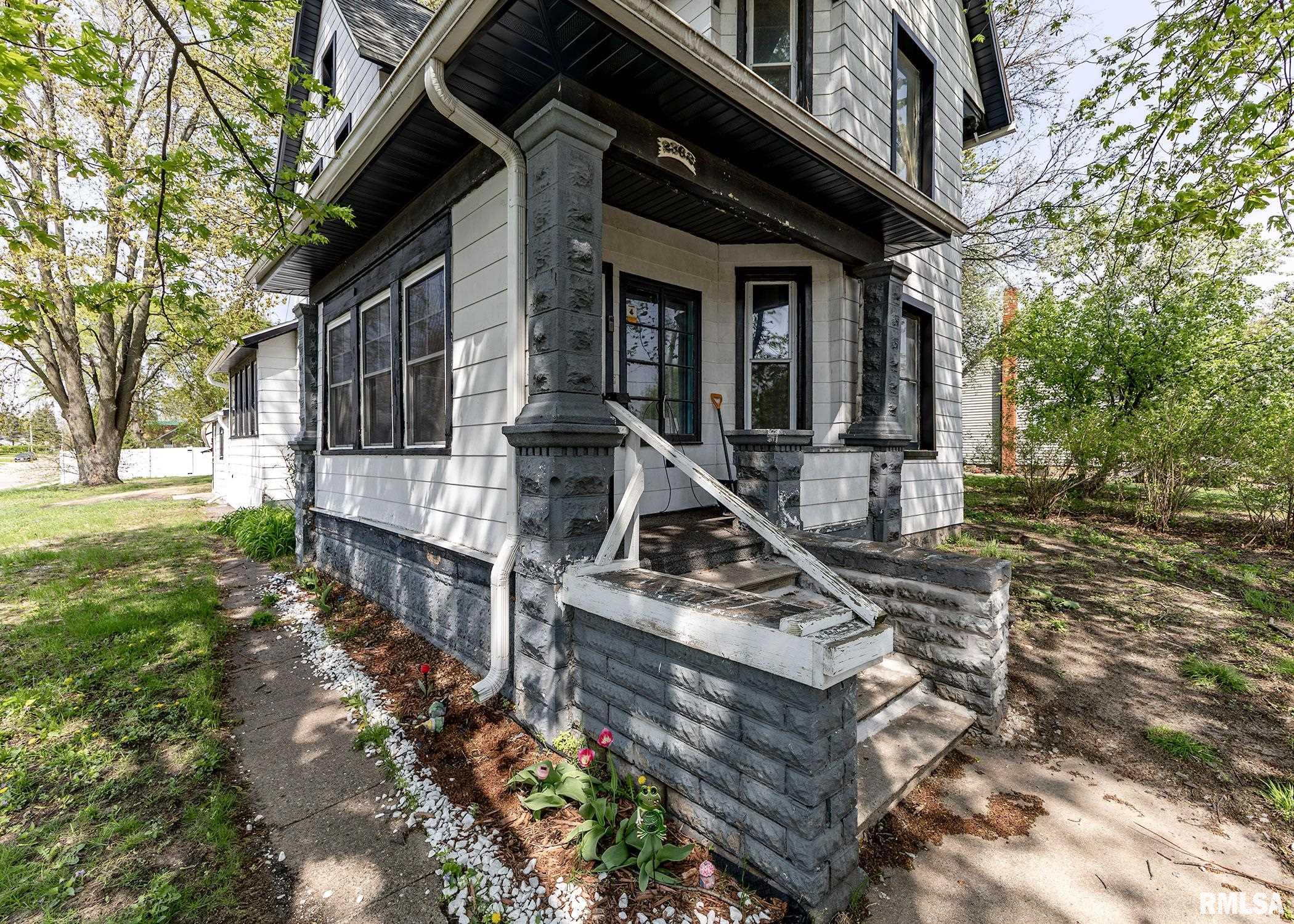 2362 Wallace Street, Clinton, Iowa image 4