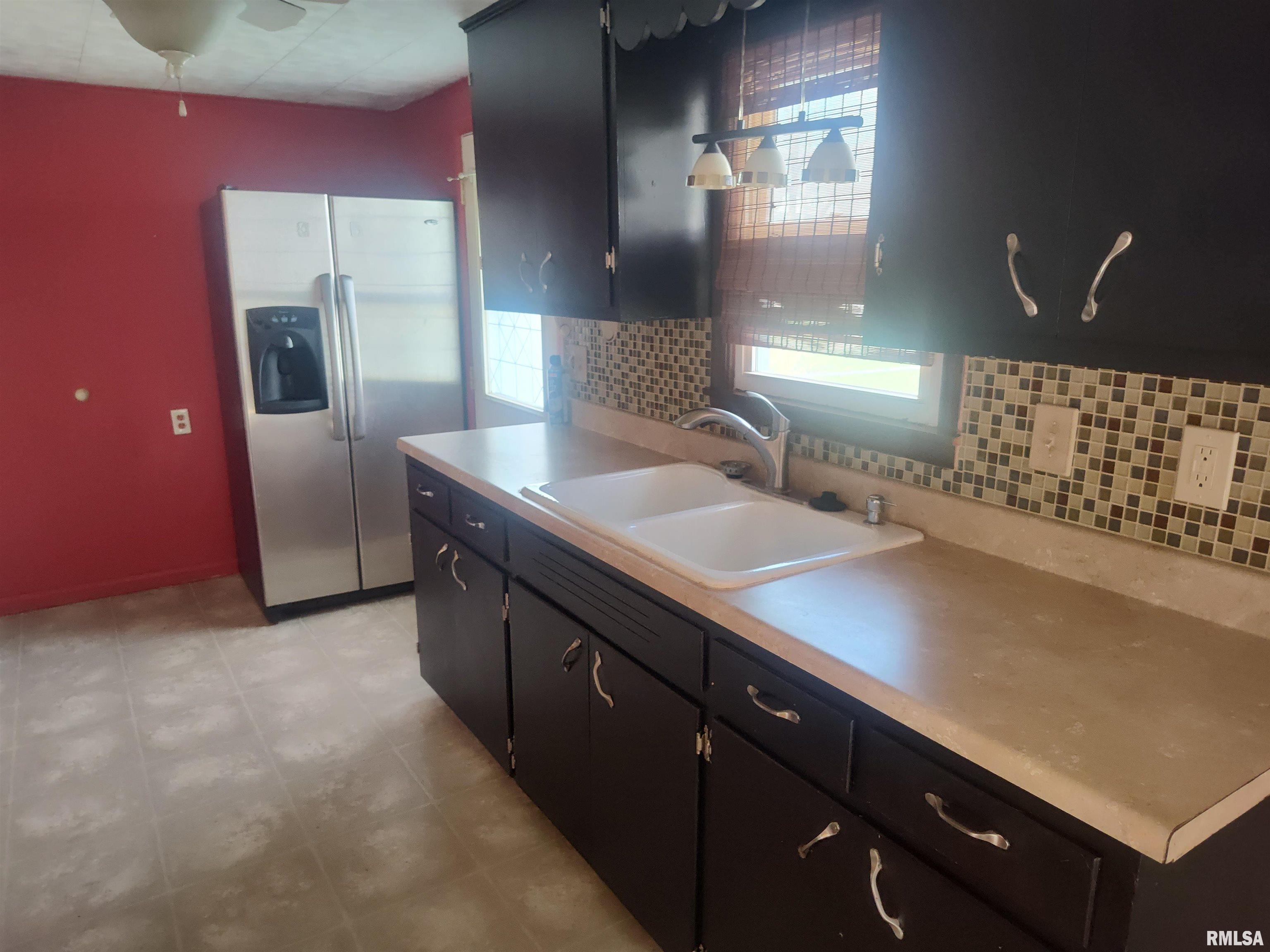 814 S Creve Coeur Avenue, Creve Coeur, Illinois image 3