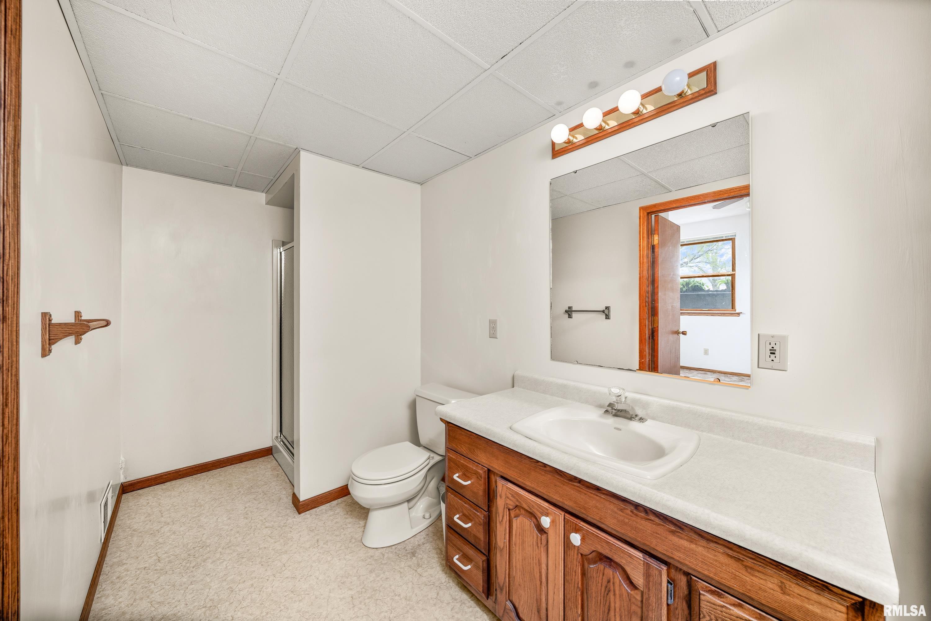 315 W Mayne Street, Blue Grass, Iowa image 40