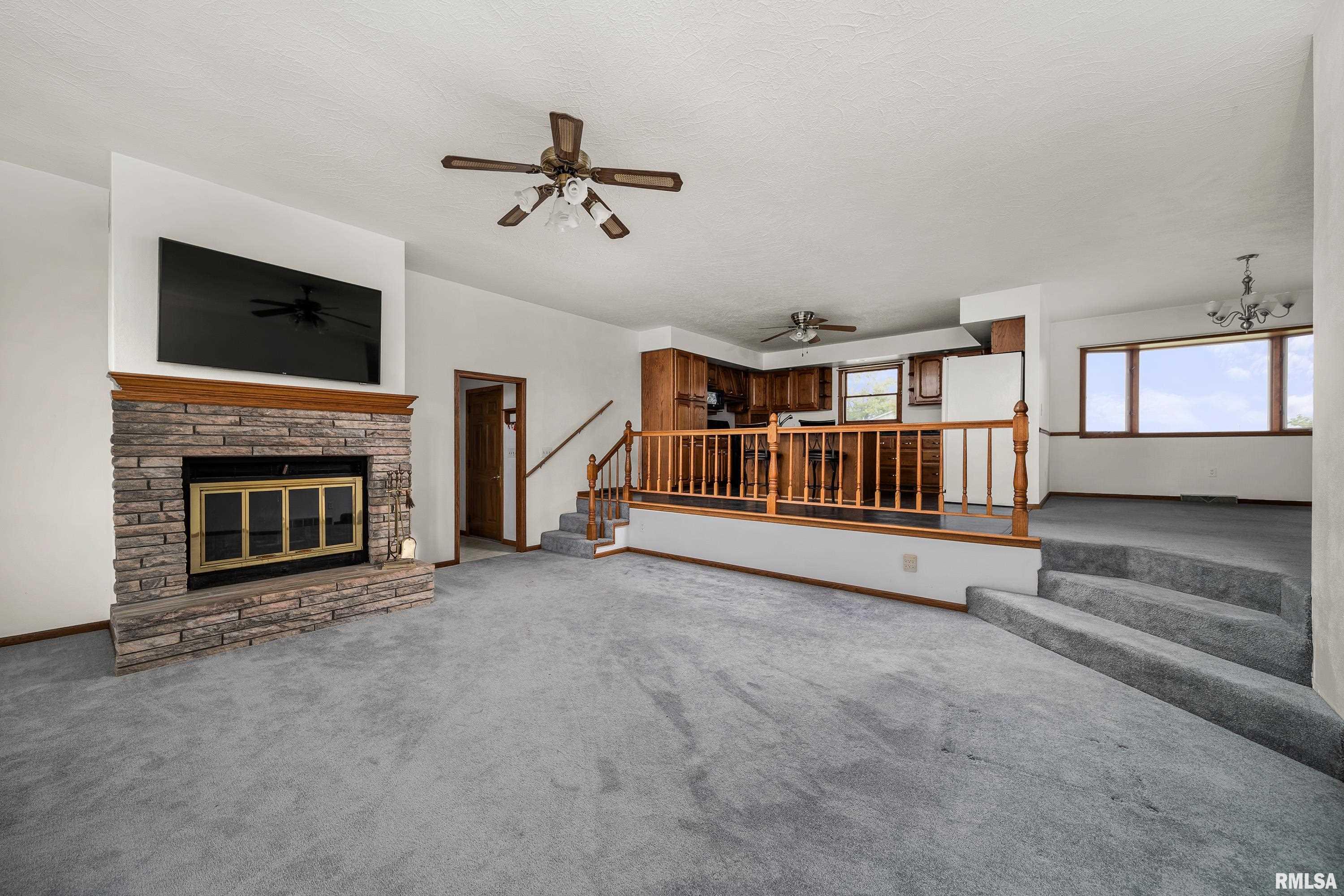 315 W Mayne Street, Blue Grass, Iowa image 19