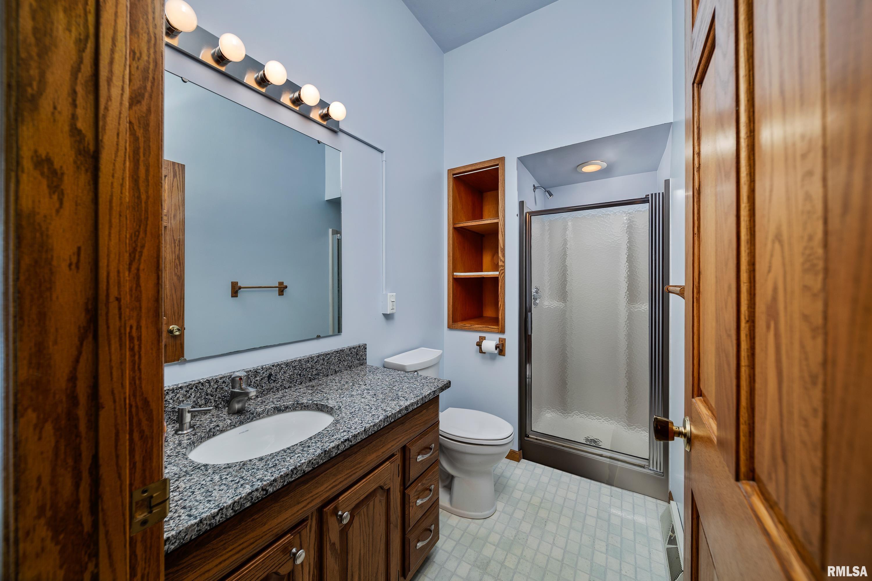 315 W Mayne Street, Blue Grass, Iowa image 34