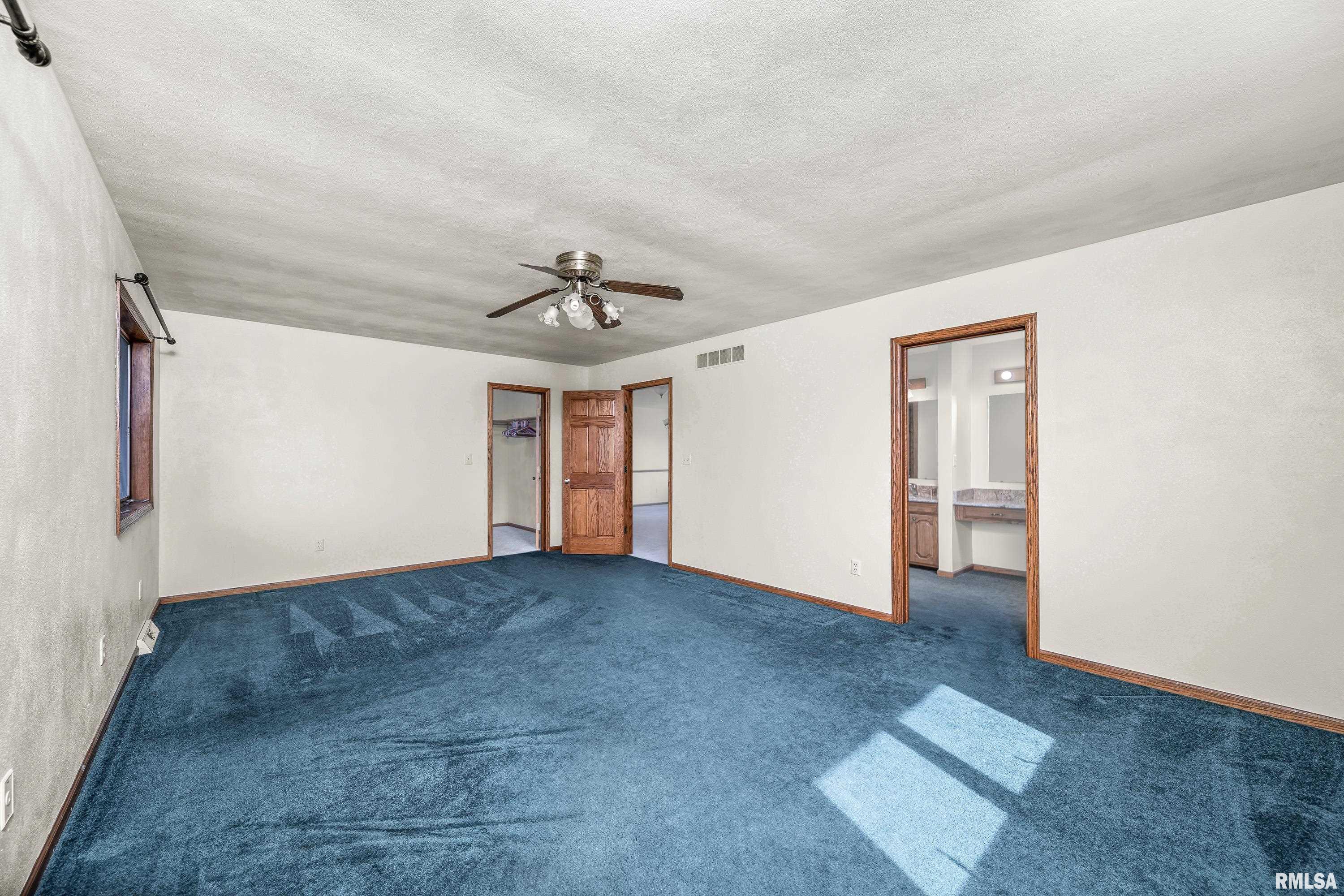 315 W Mayne Street, Blue Grass, Iowa image 32