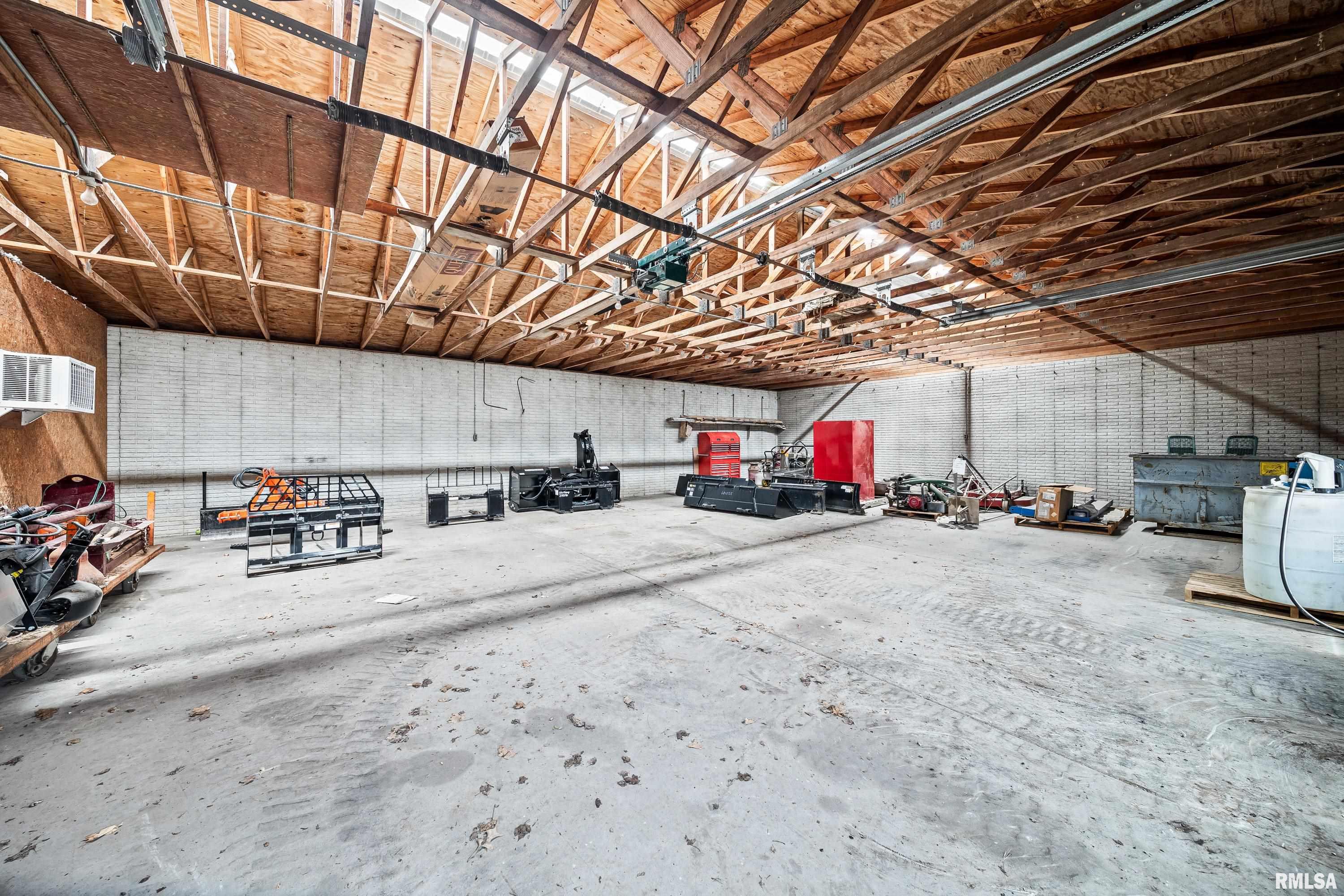 315 W Mayne Street, Blue Grass, Iowa image 48