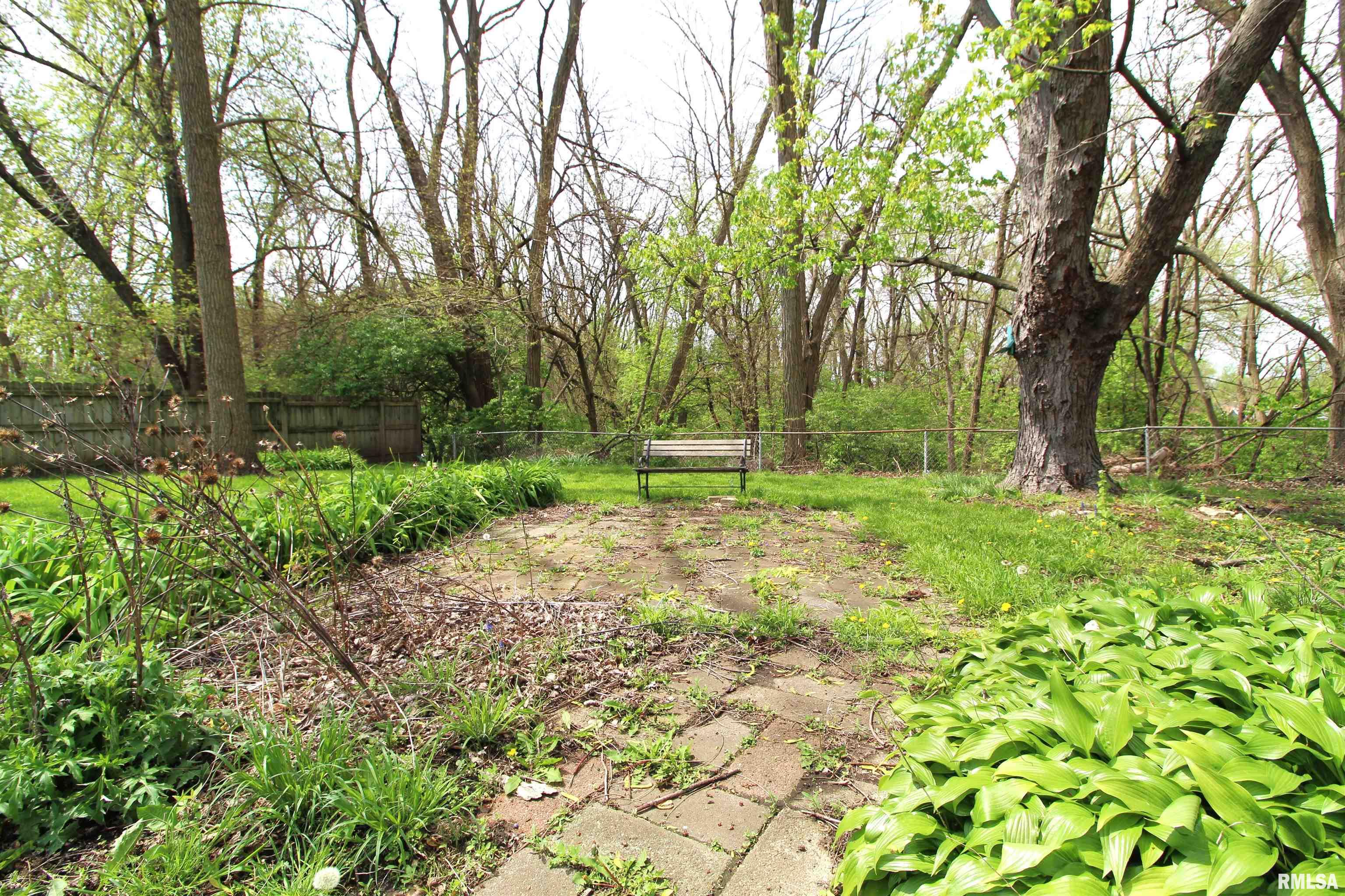 125 Arrow Road, Pekin, Illinois image 33