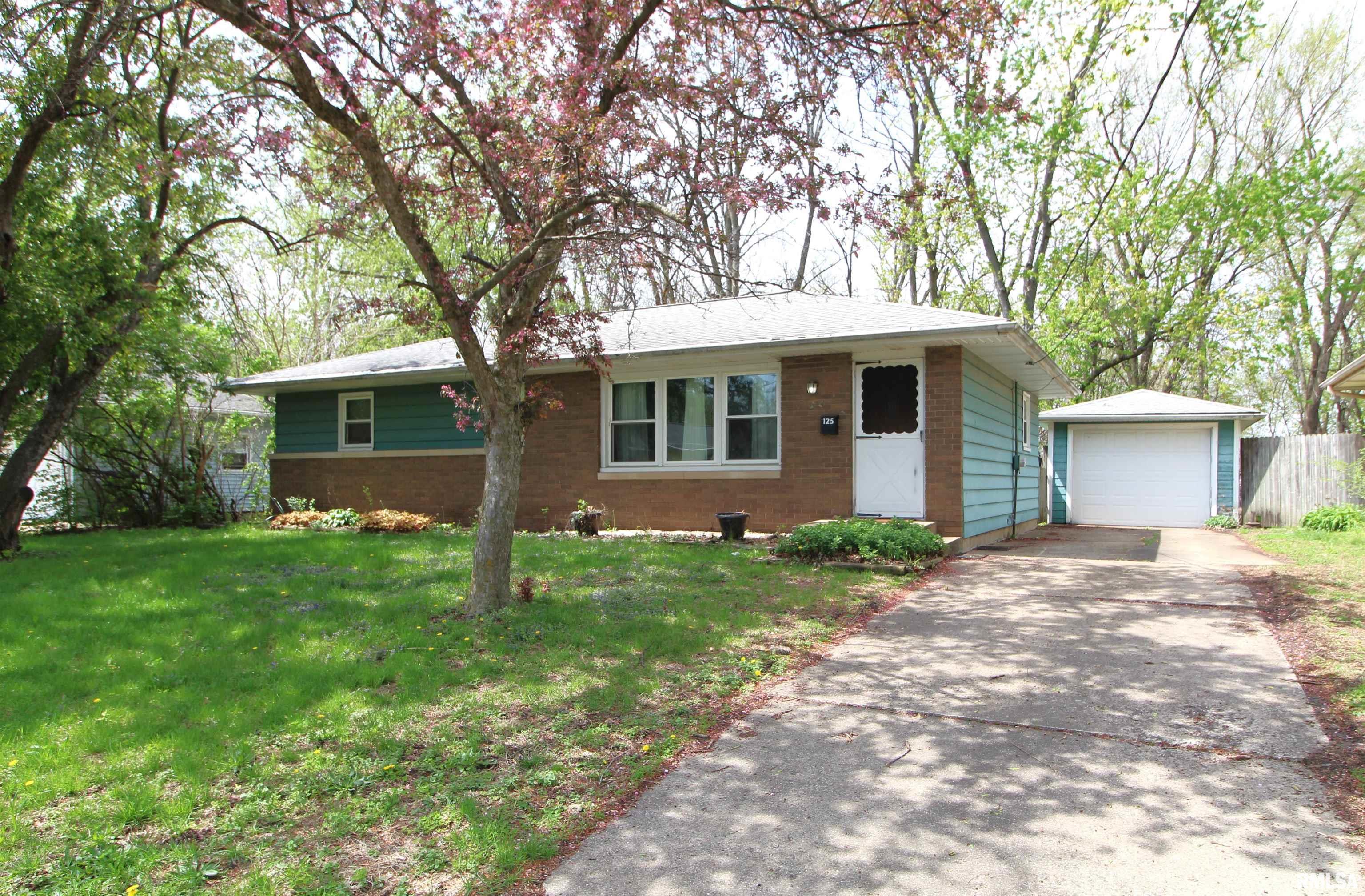 125 Arrow Road, Pekin, Illinois image 3