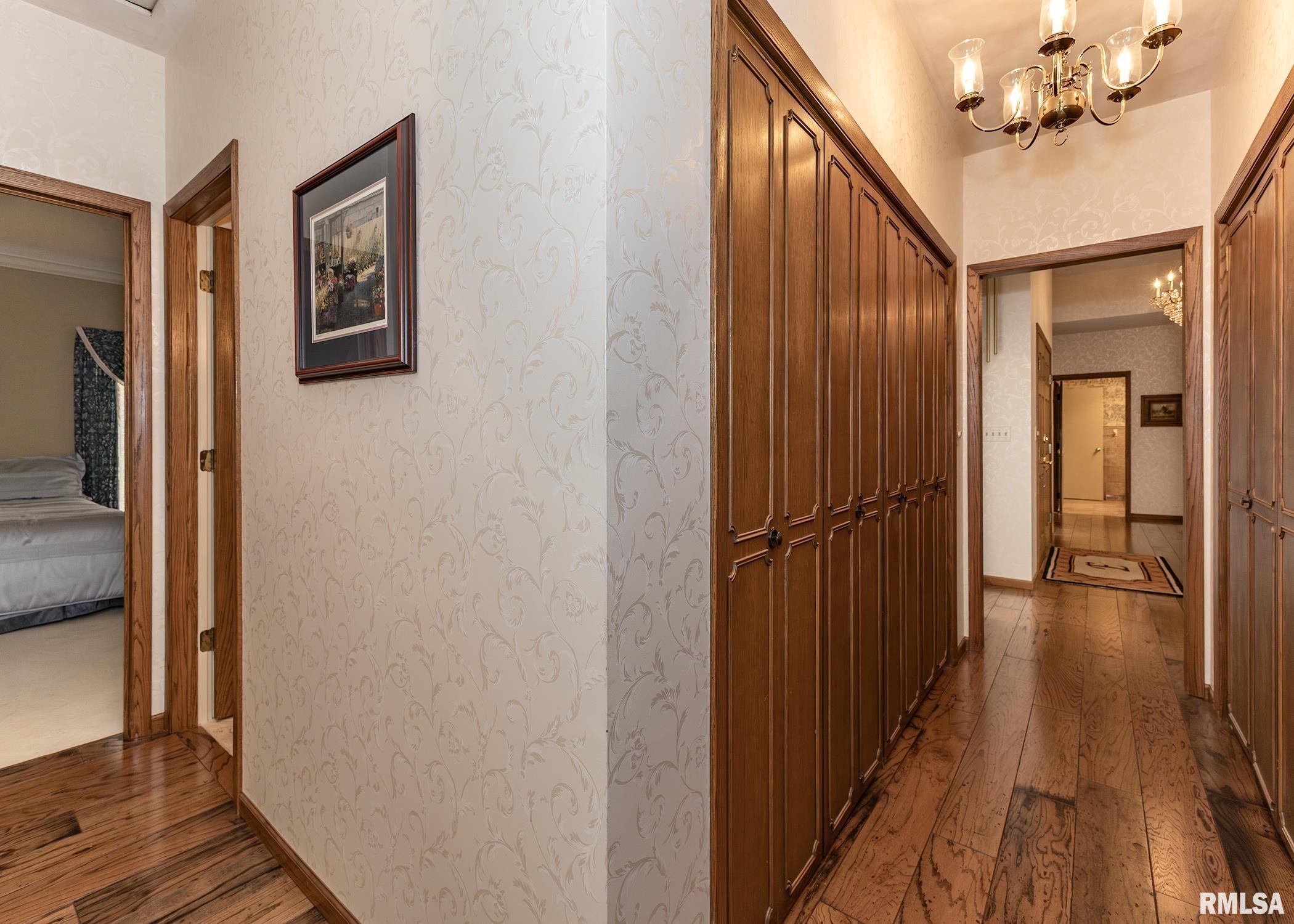 4 Timberwood Court, Moline, Illinois image 24