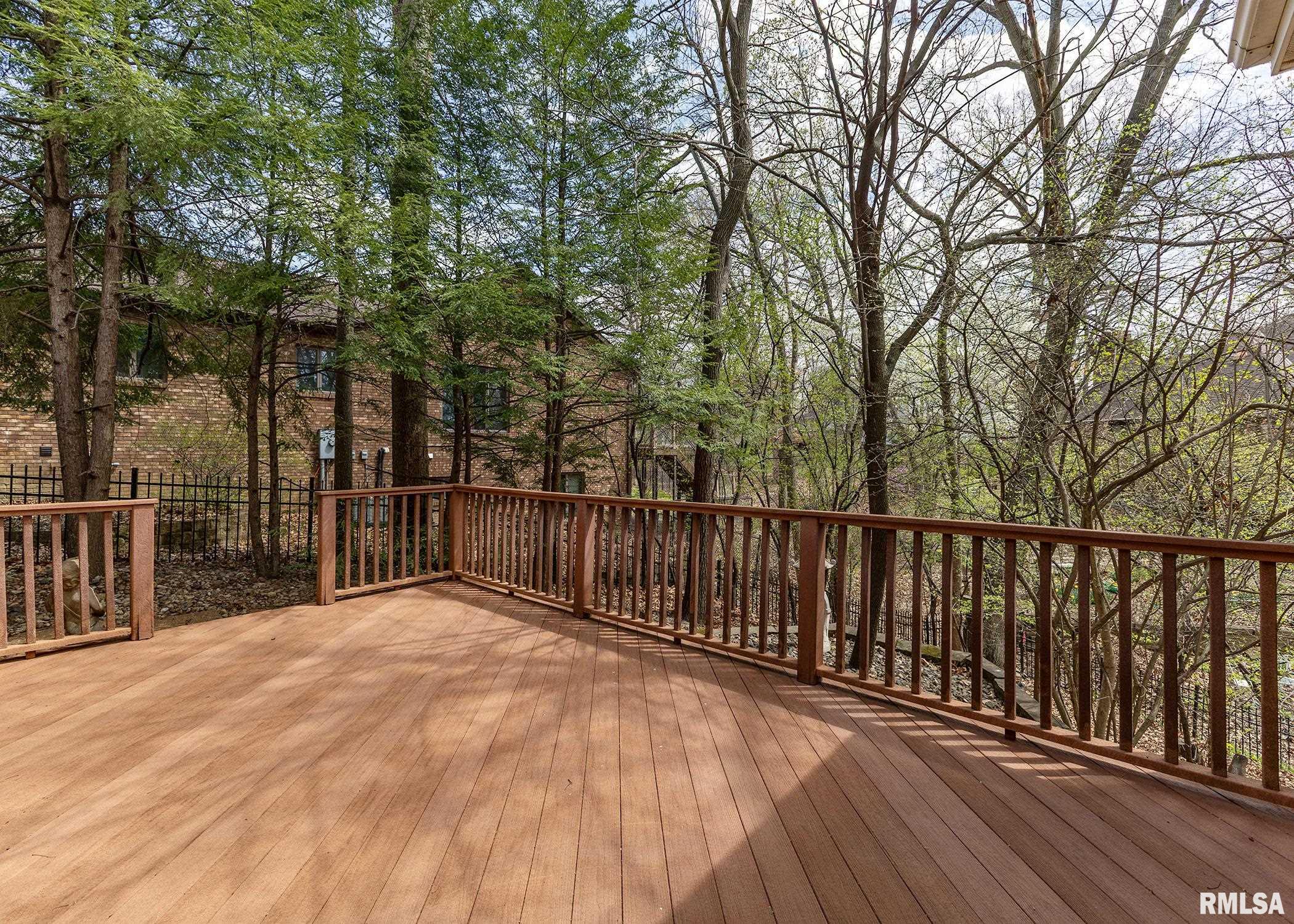 4 Timberwood Court, Moline, Illinois image 32