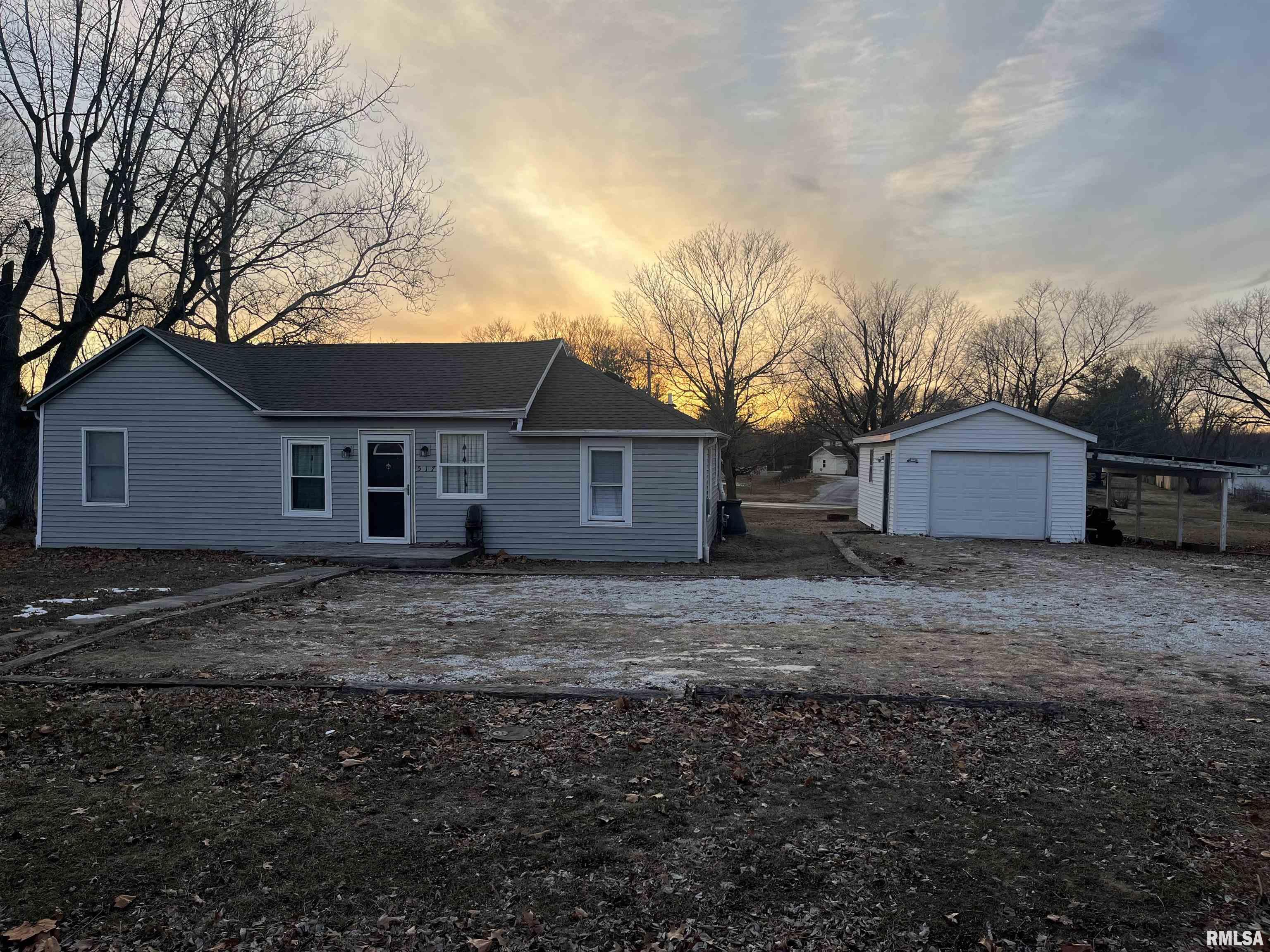 517 N Coal Street, Colchester, Illinois image 1