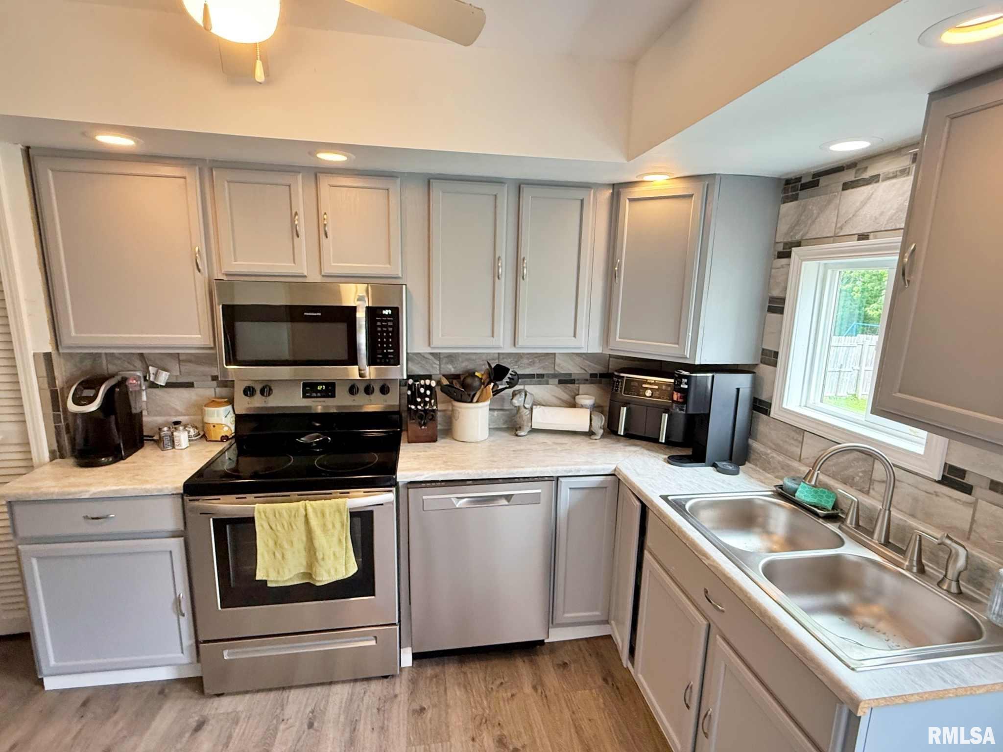 2040 Greenview Avenue, Metropolis, Illinois image 23