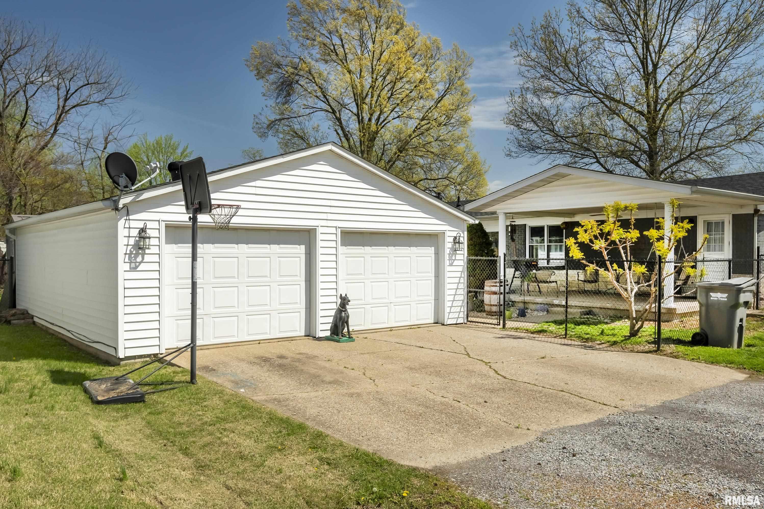 1510 W Malden Street, Marion, Illinois image 27