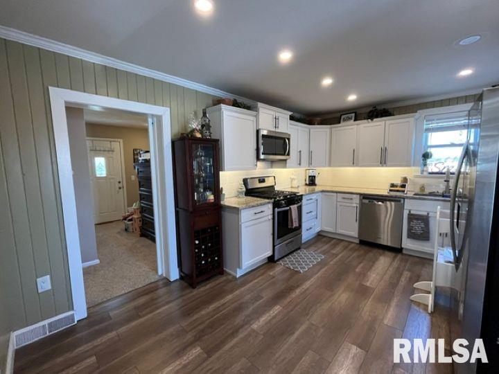 2156 Ridge Road, Reynolds, Illinois image 5