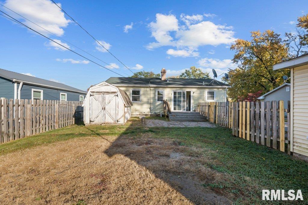 2122 N Fairmount Street, Davenport, Iowa image 19