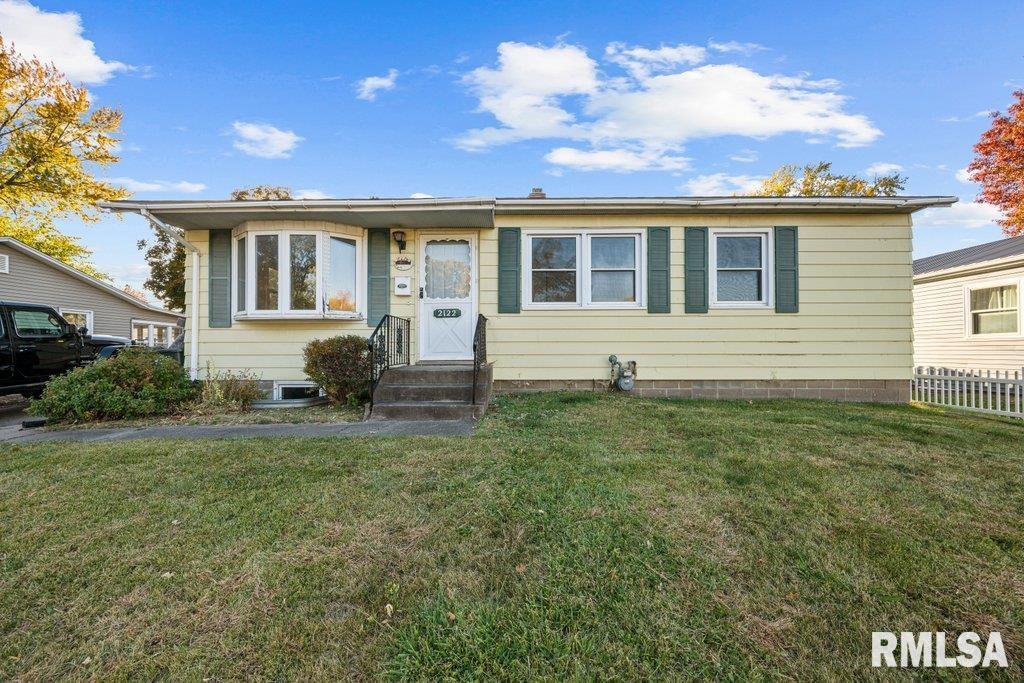 2122 N Fairmount Street, Davenport, Iowa image 1
