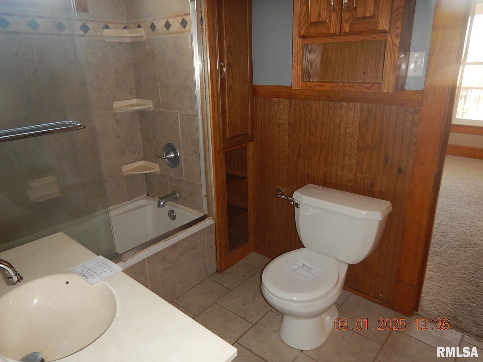 704 Fulton Street, Delong, Illinois image 15
