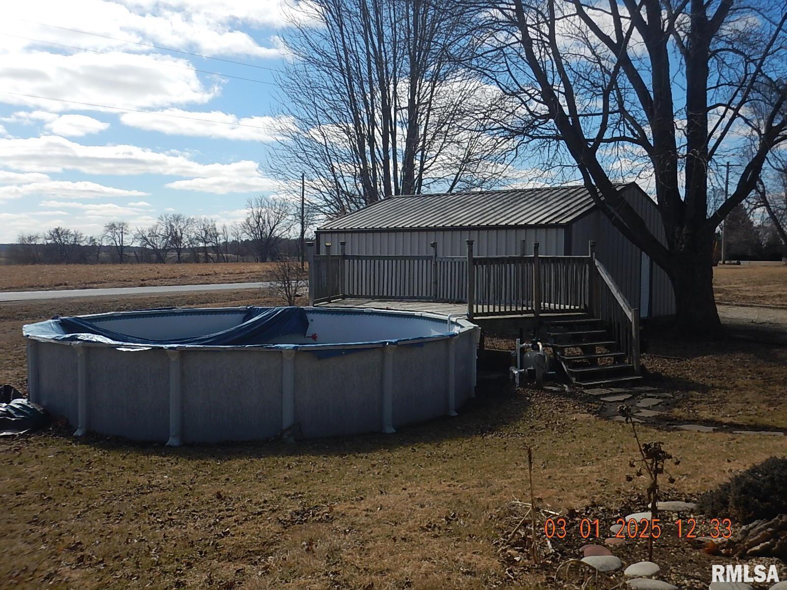 704 Fulton Street, Delong, Illinois image 3