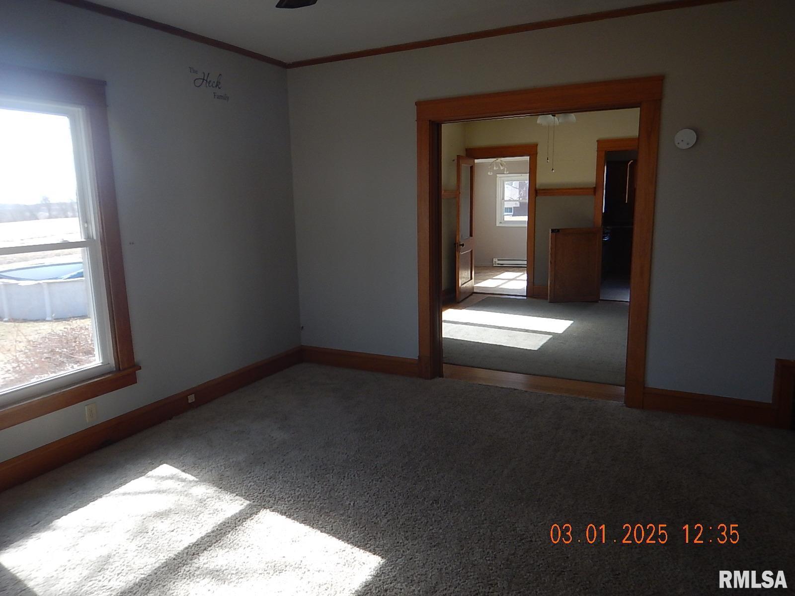 704 Fulton Street, Delong, Illinois image 11