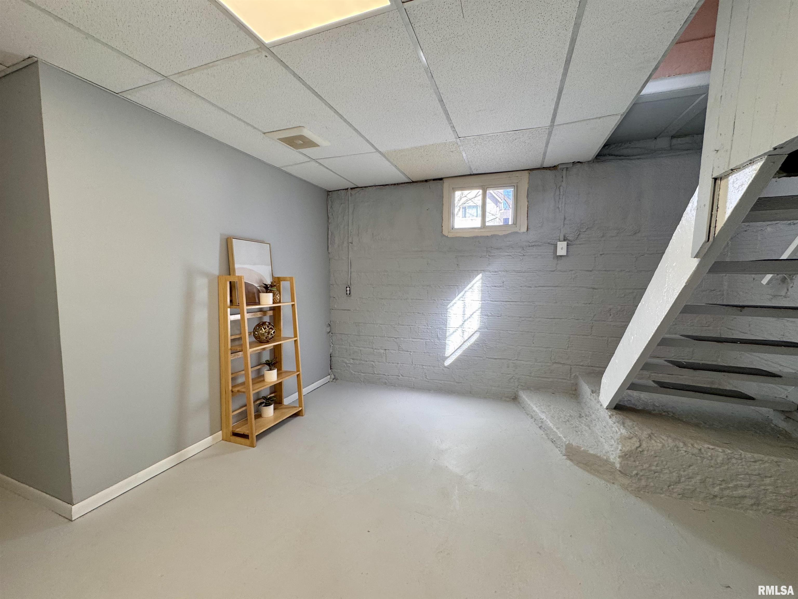 329 N Pearl Street, Macomb, Illinois image 17