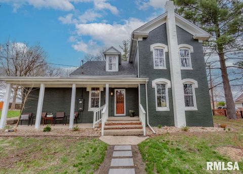 Photo of 302 S DARST Street, Eureka, IL 61530 (MLS # PA1265541)