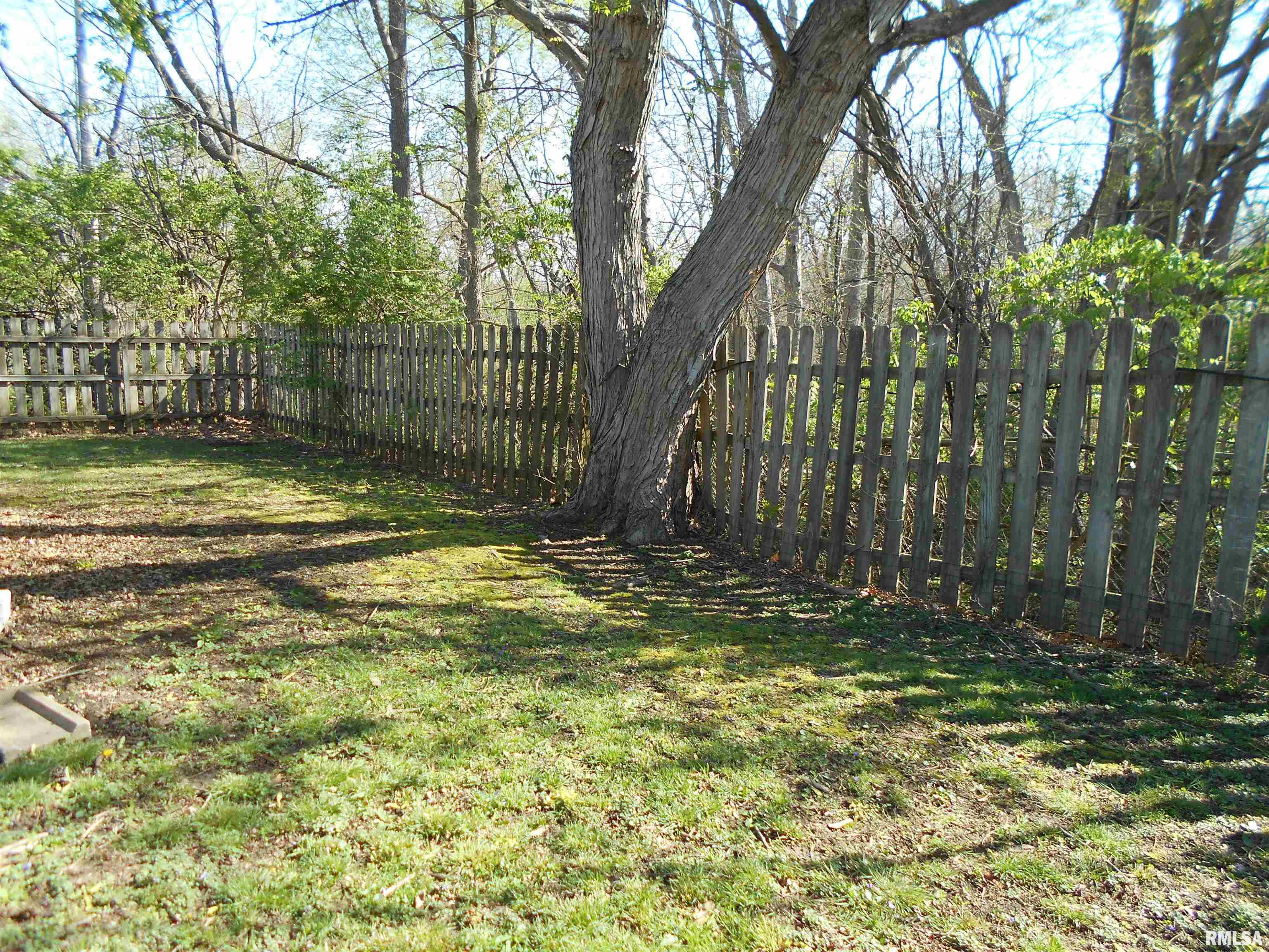 257 Jana Road, Macomb, Illinois image 12