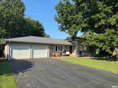 Homes For Sale - 203 Dale Drive<br/> Mason County, Havana, IL 62644