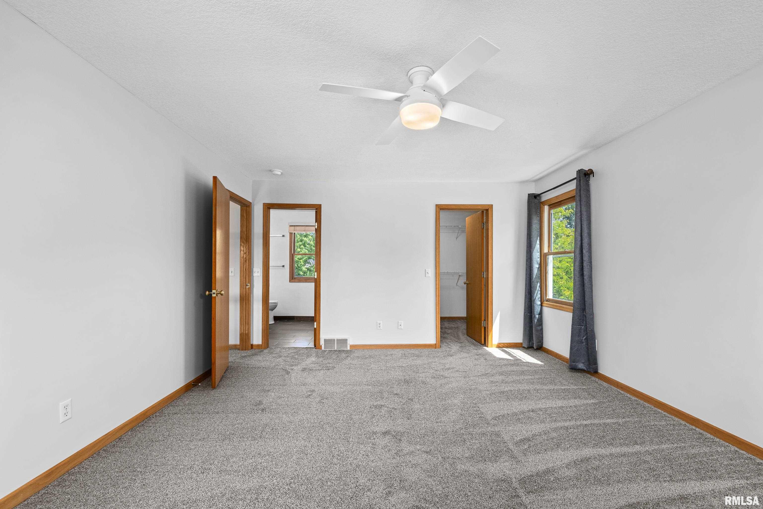 1201 Scenic Place, Le Claire, Iowa image 42