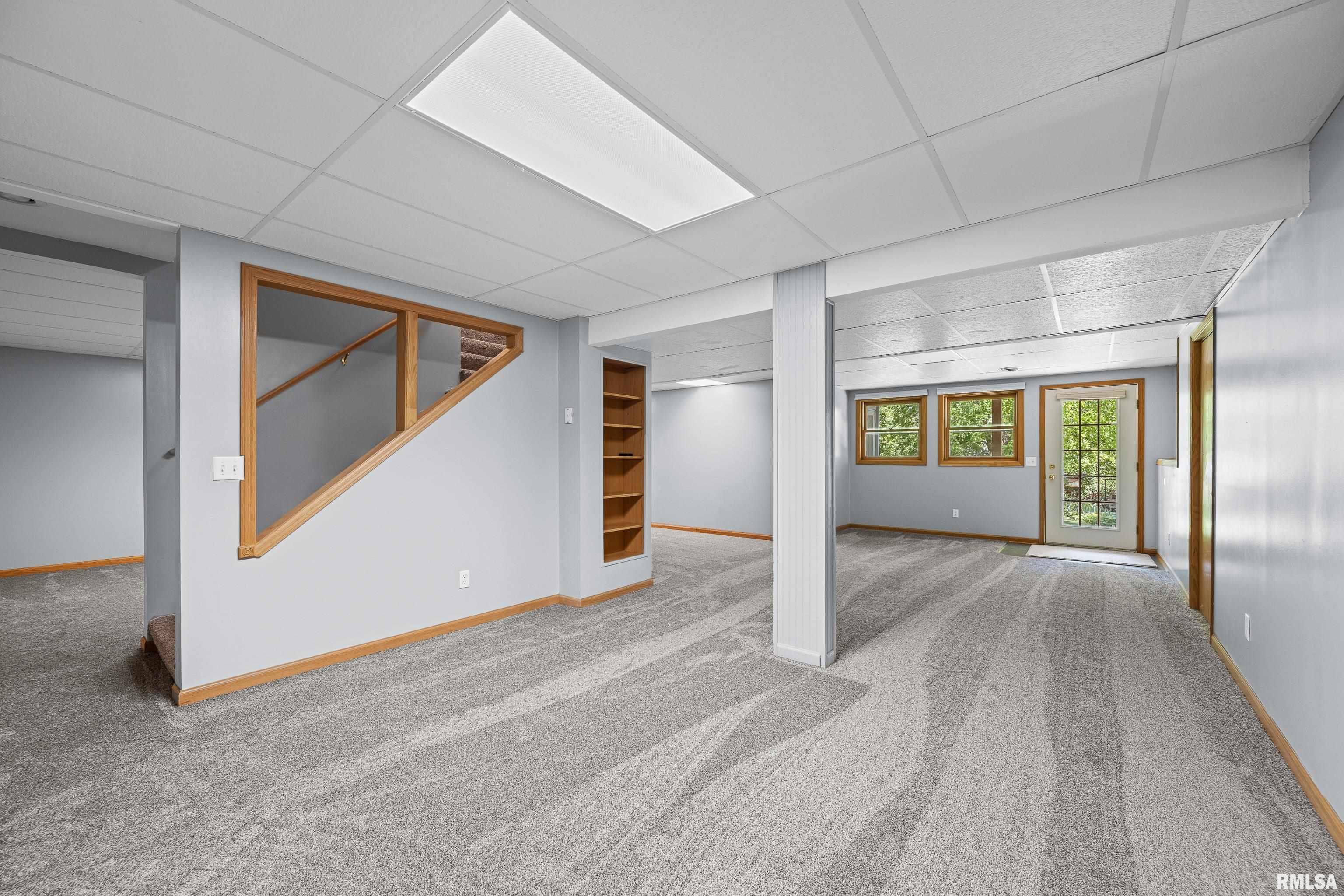1201 Scenic Place, Le Claire, Iowa image 47