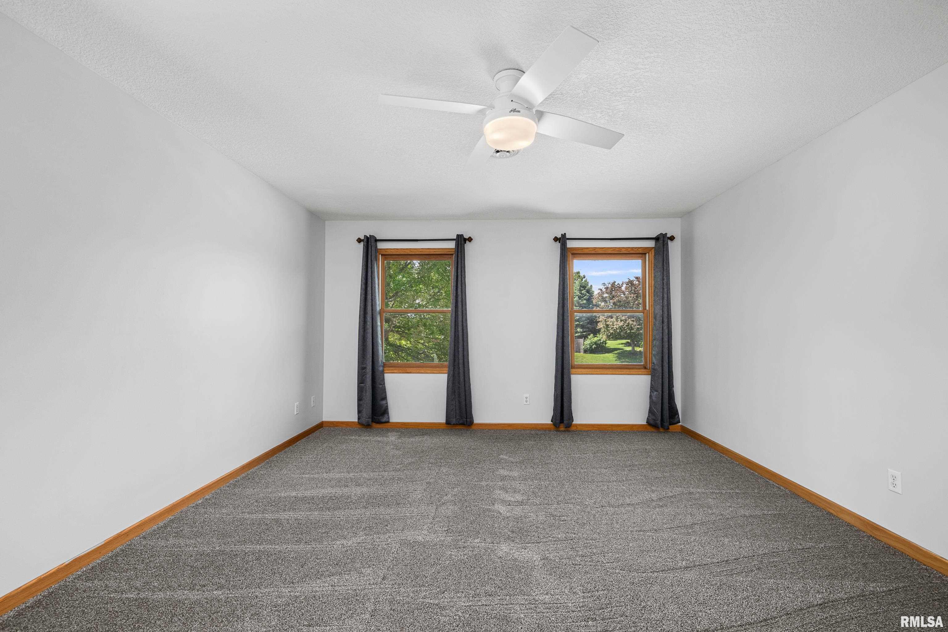 1201 Scenic Place, Le Claire, Iowa image 41