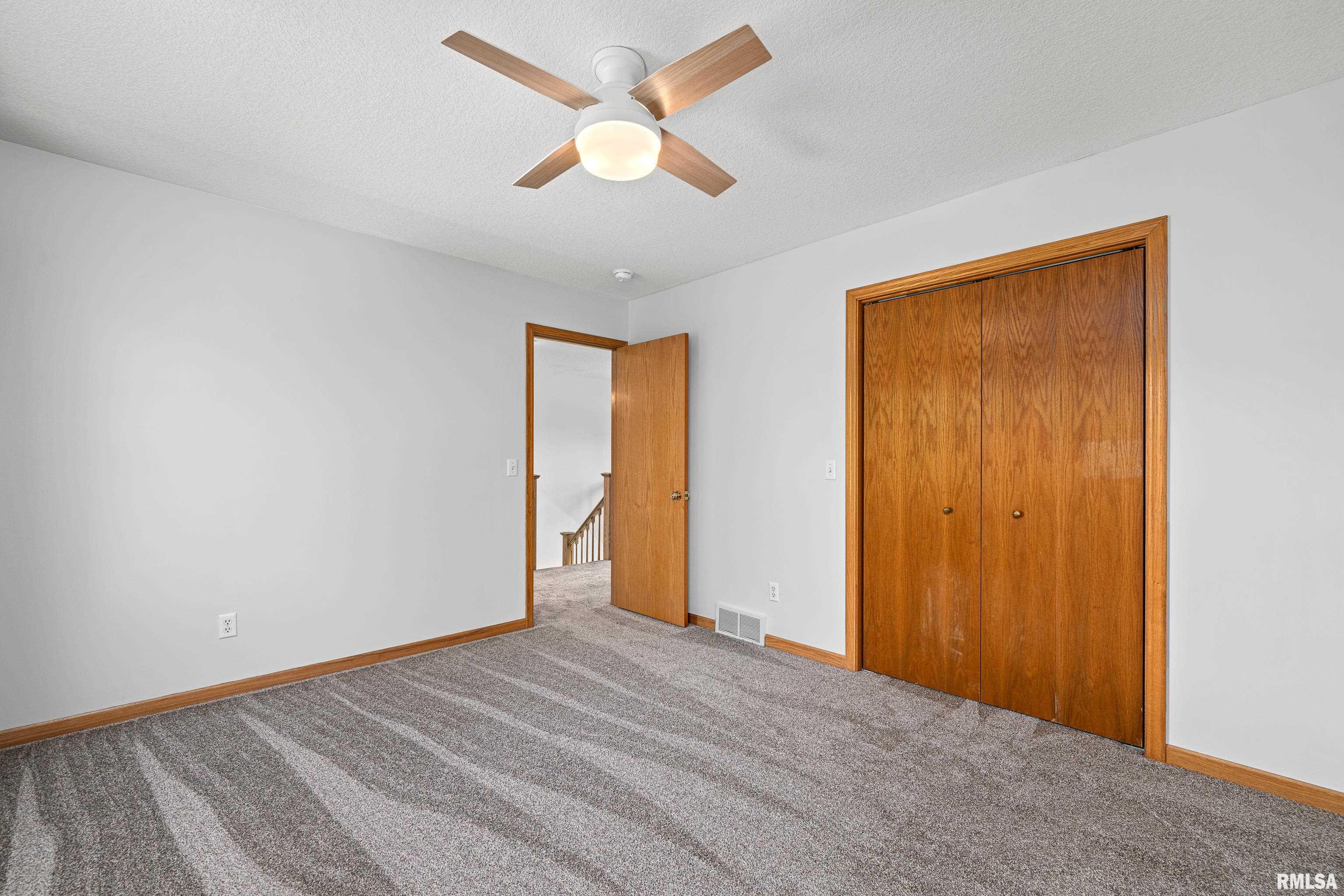 1201 Scenic Place, Le Claire, Iowa image 40