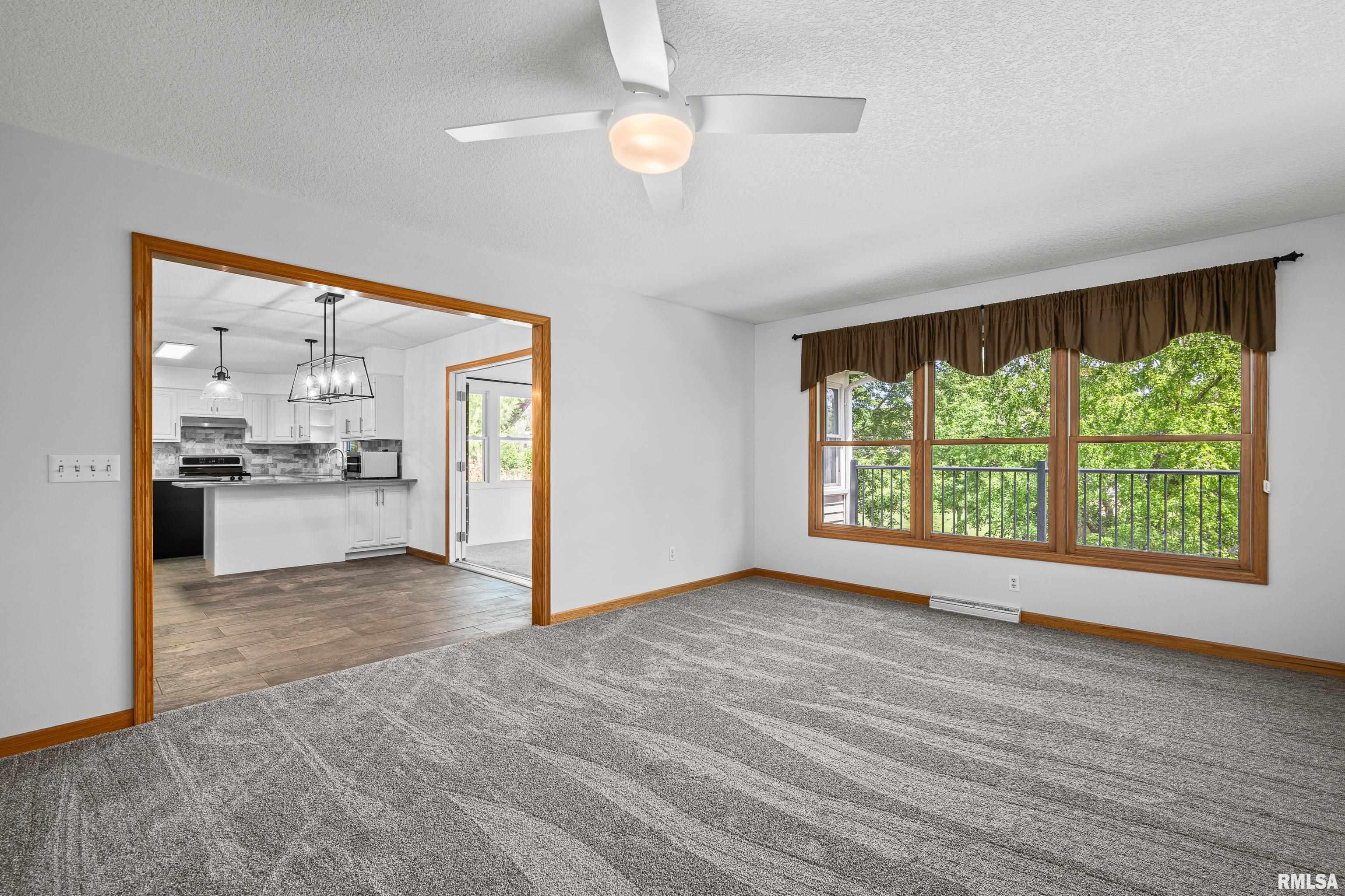 1201 Scenic Place, Le Claire, Iowa image 23
