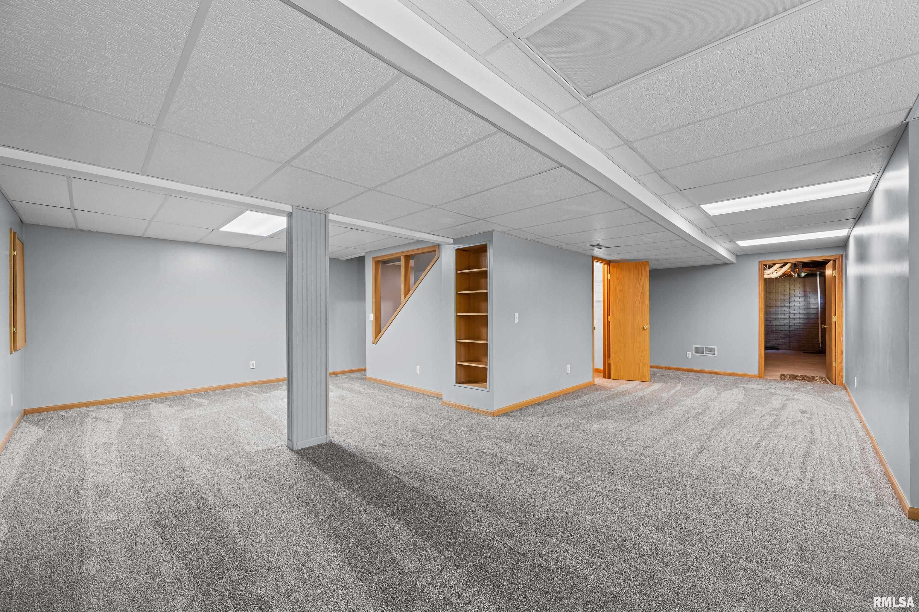 1201 Scenic Place, Le Claire, Iowa image 48