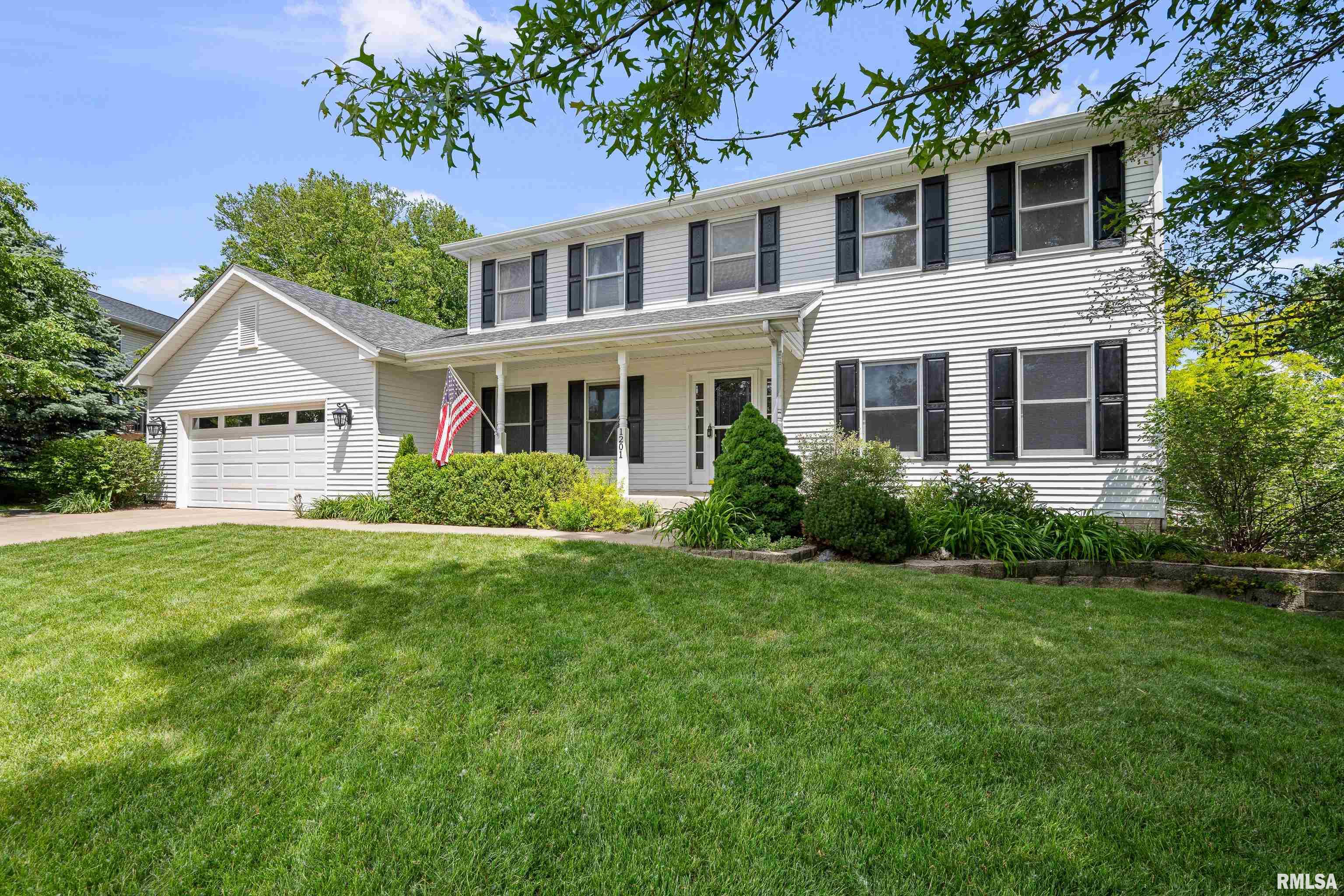 1201 Scenic Place, Le Claire, Iowa image 2