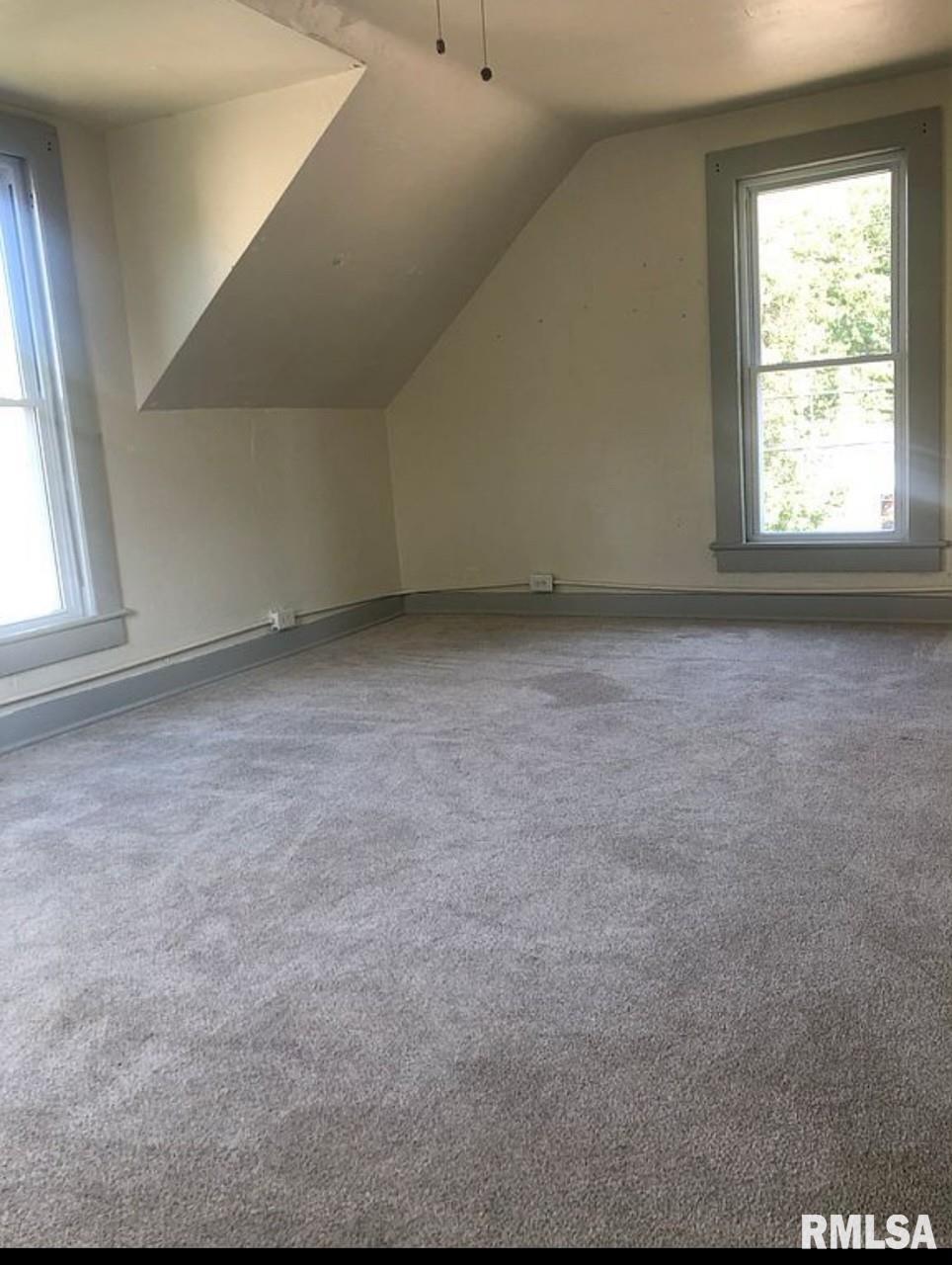 719 W Lafayette Avenue, Jacksonville, Illinois image 9