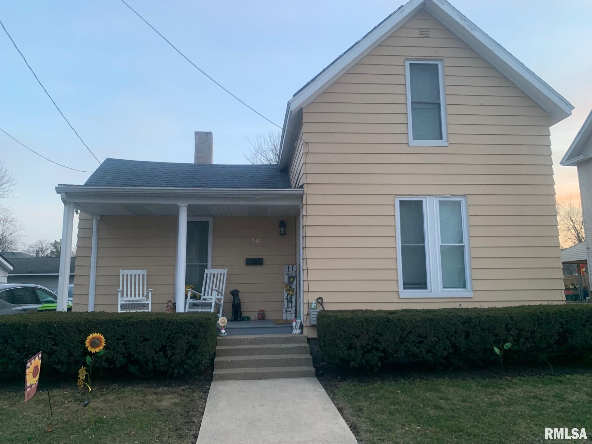 719 W Lafayette Avenue, Jacksonville, Illinois image 1