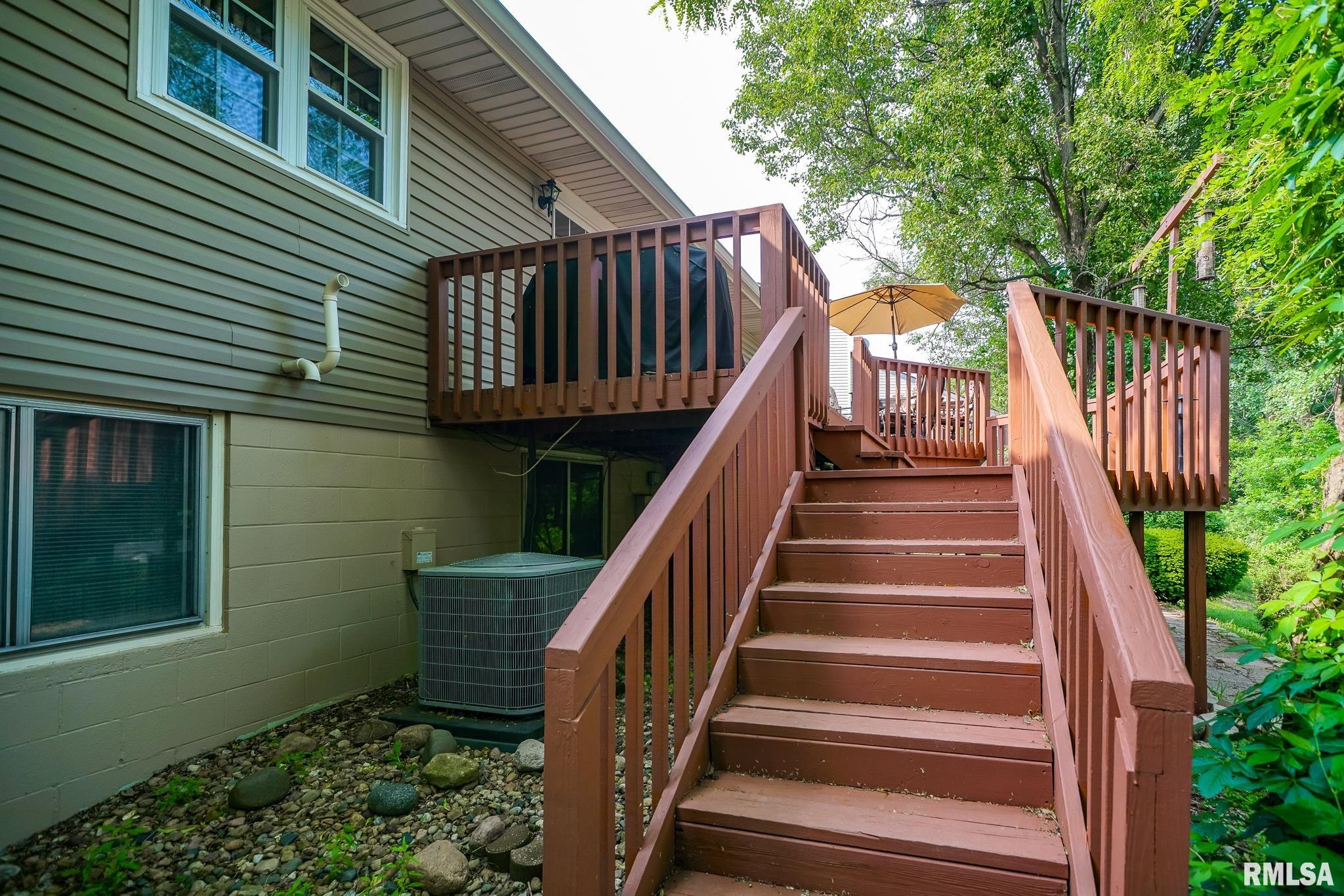 7214 Whippoorwill Drive, Peoria, Illinois image 9