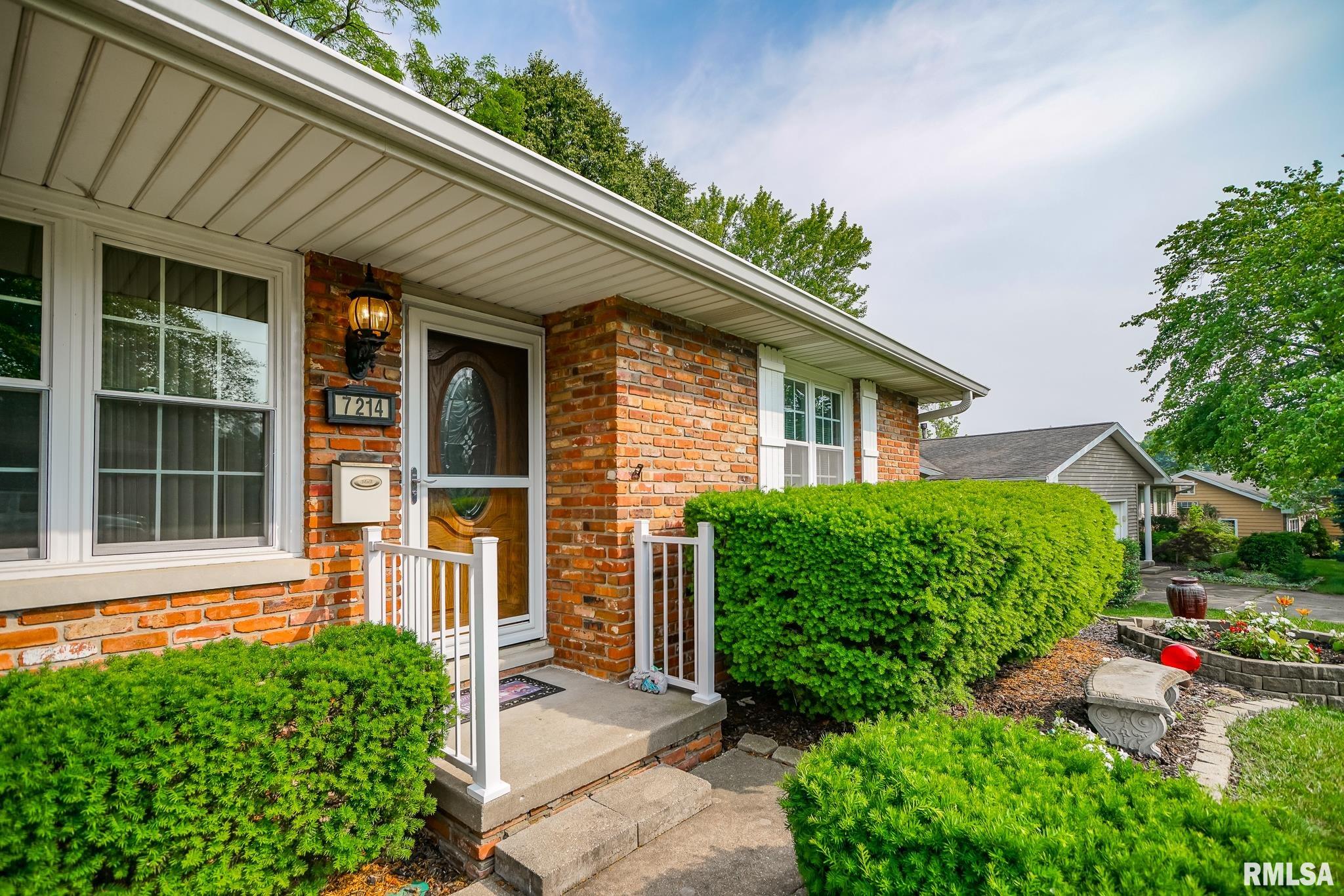 7214 Whippoorwill Drive, Peoria, Illinois image 4