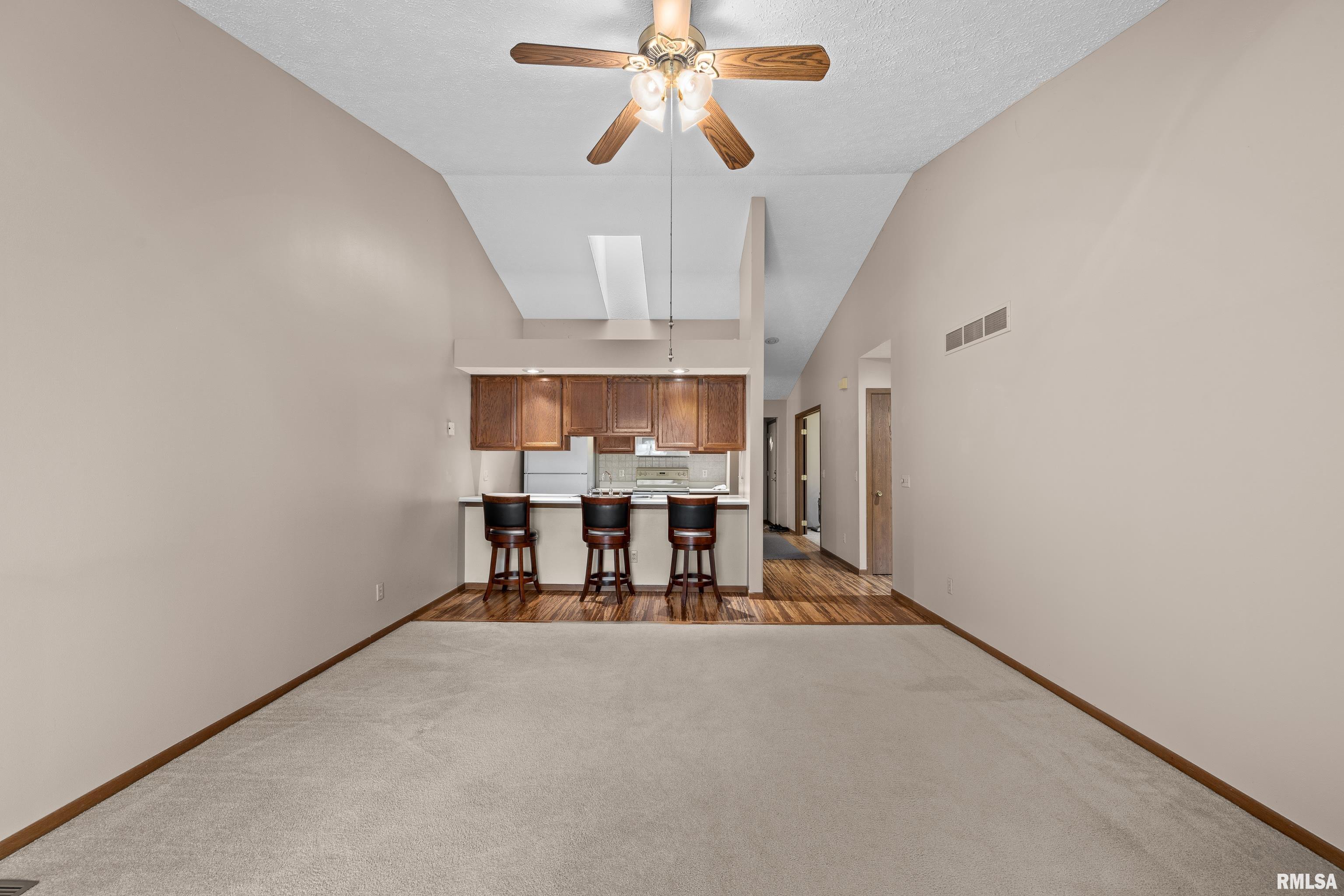 4208 Grove Court, Davenport, Iowa image 13