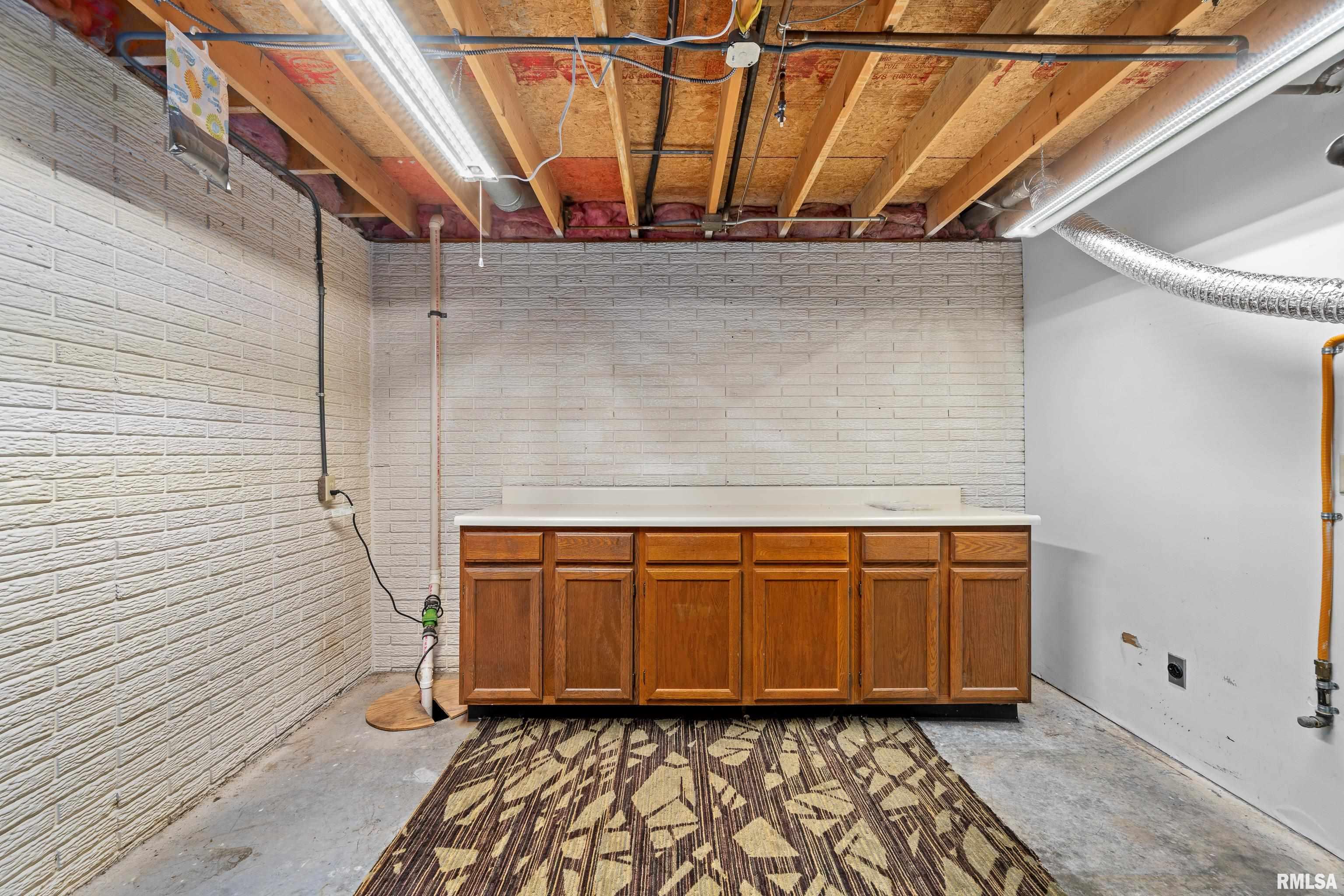 4208 Grove Court, Davenport, Iowa image 22