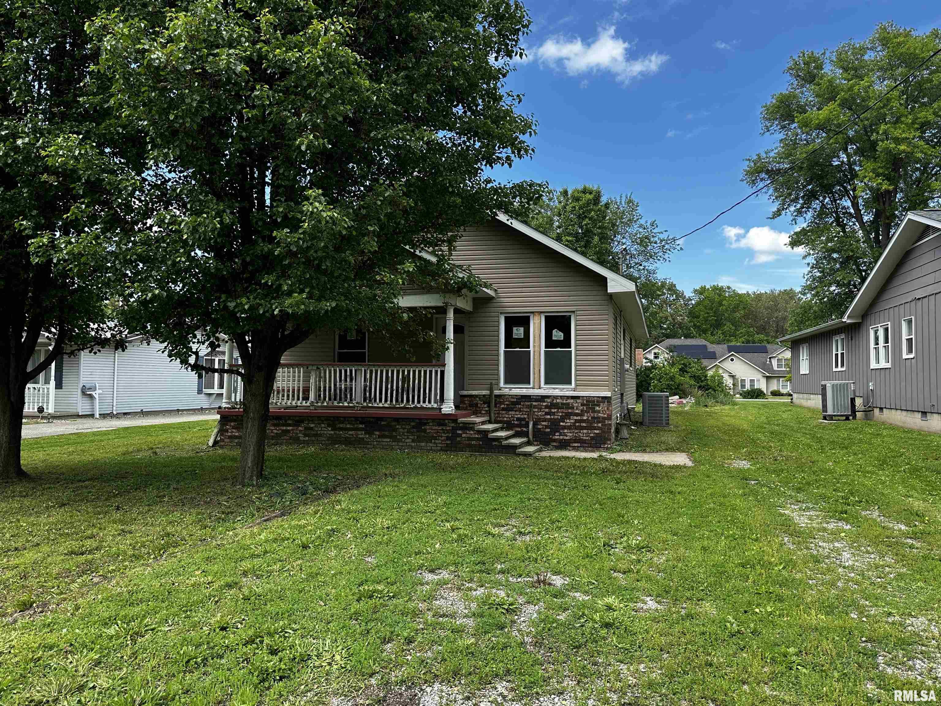 503 W Reed Street, Benton, Illinois image 2