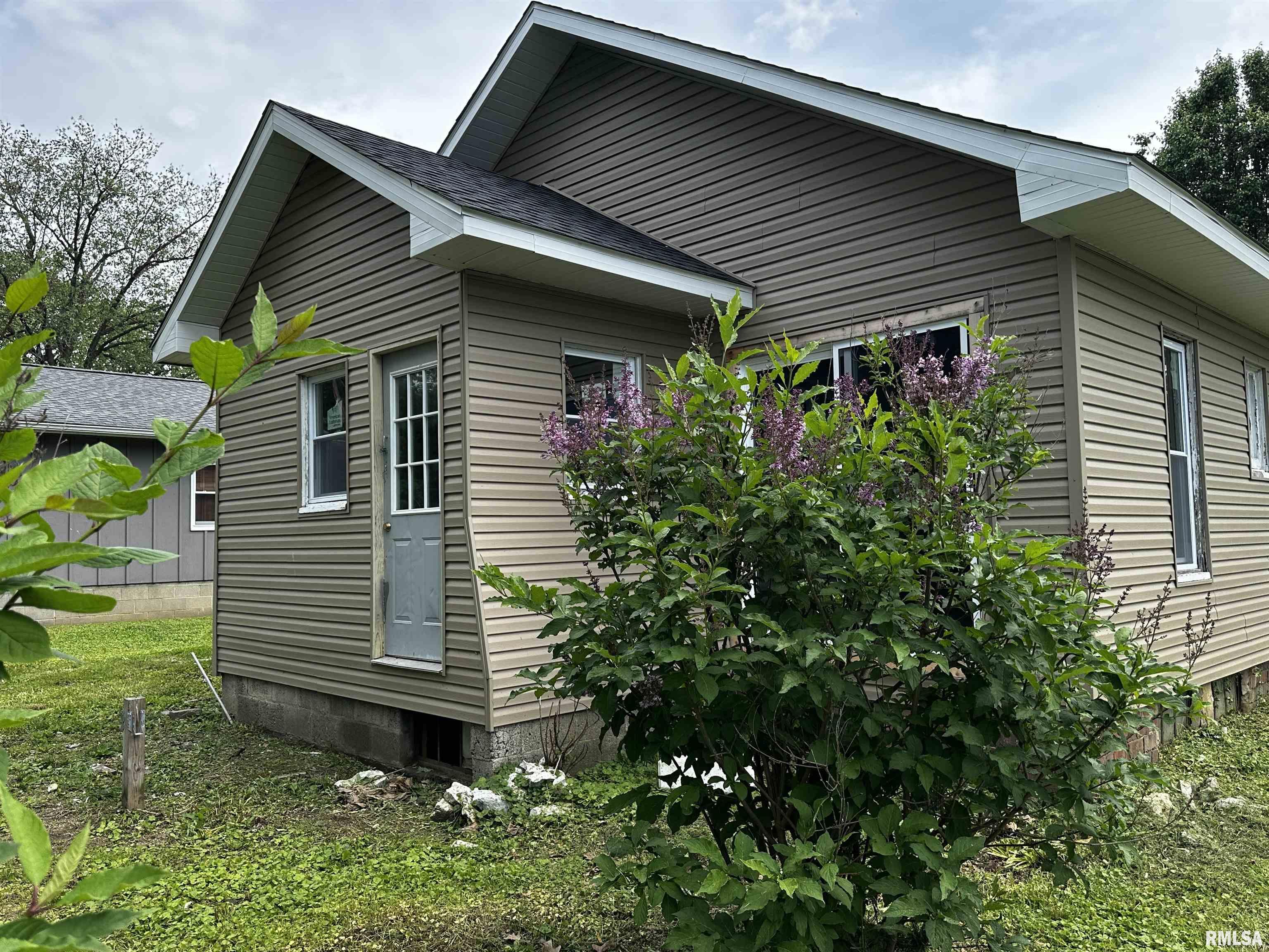 503 W Reed Street, Benton, Illinois image 8