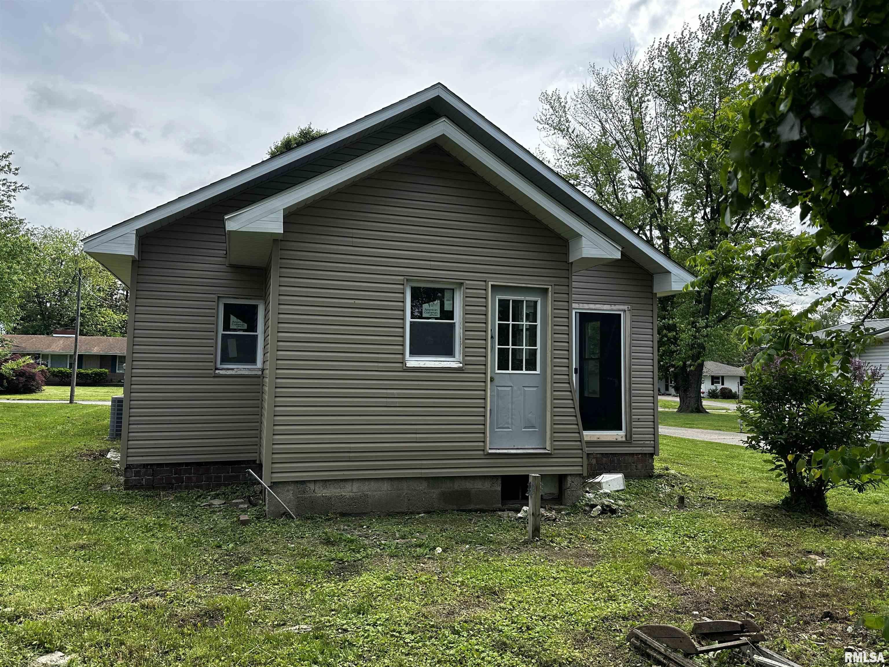 503 W Reed Street, Benton, Illinois image 10