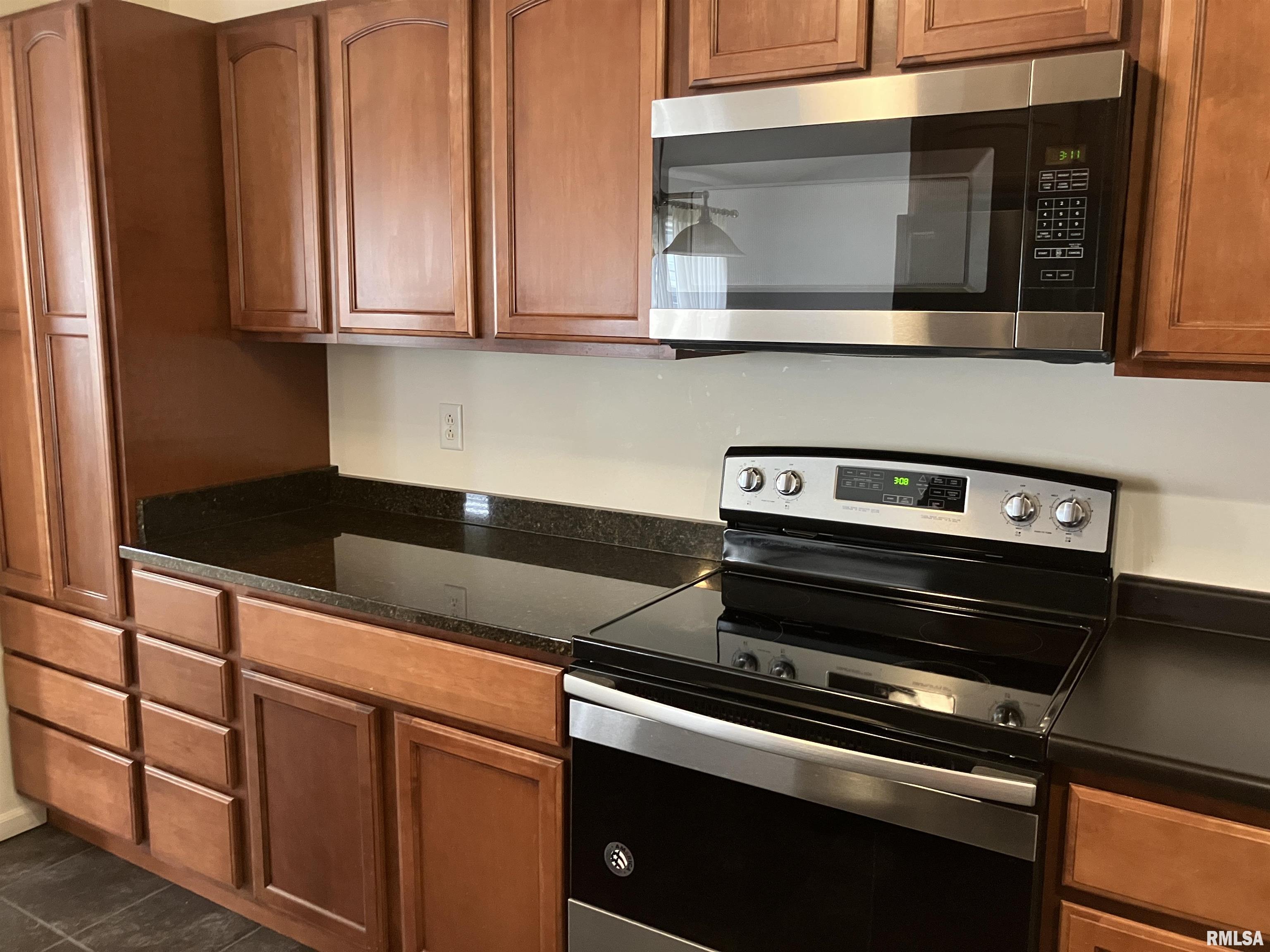 818 Sunset Drive, Kewanee, Illinois image 16