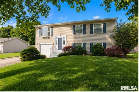 Photo of 252 BRIARGATE Road, Washington, IL 61571 (MLS # PA1266086)