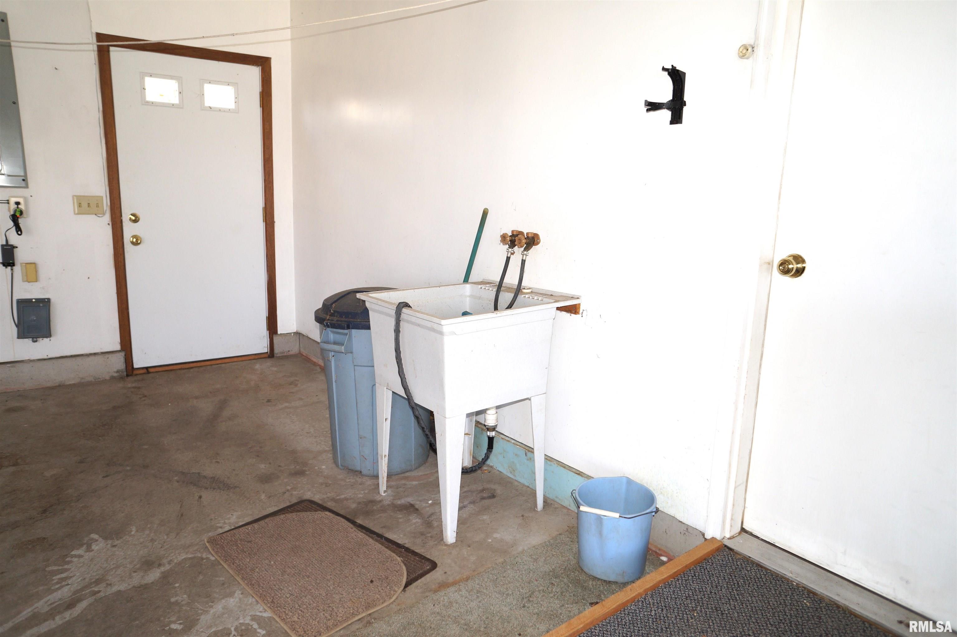 861 Hanford Street, Geneseo, Illinois image 25
