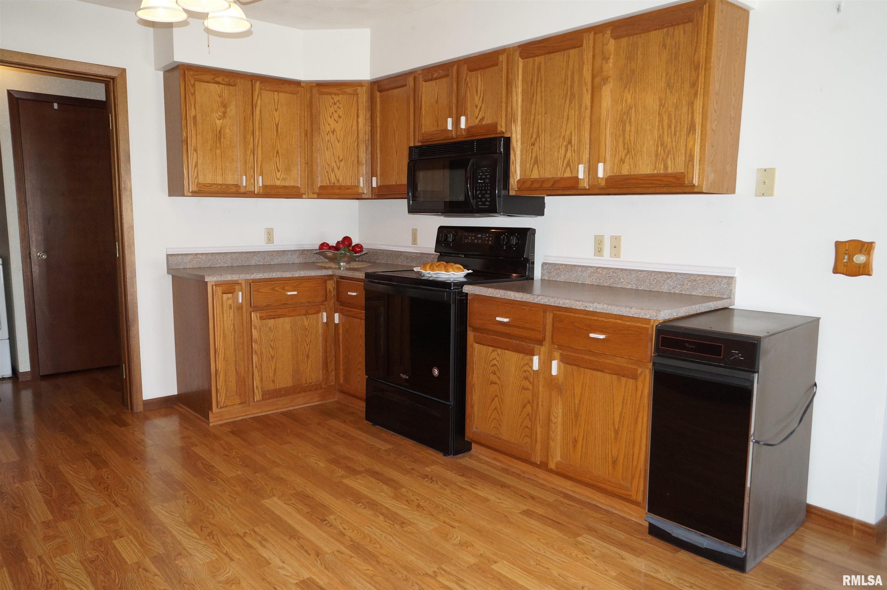 861 Hanford Street, Geneseo, Illinois image 5