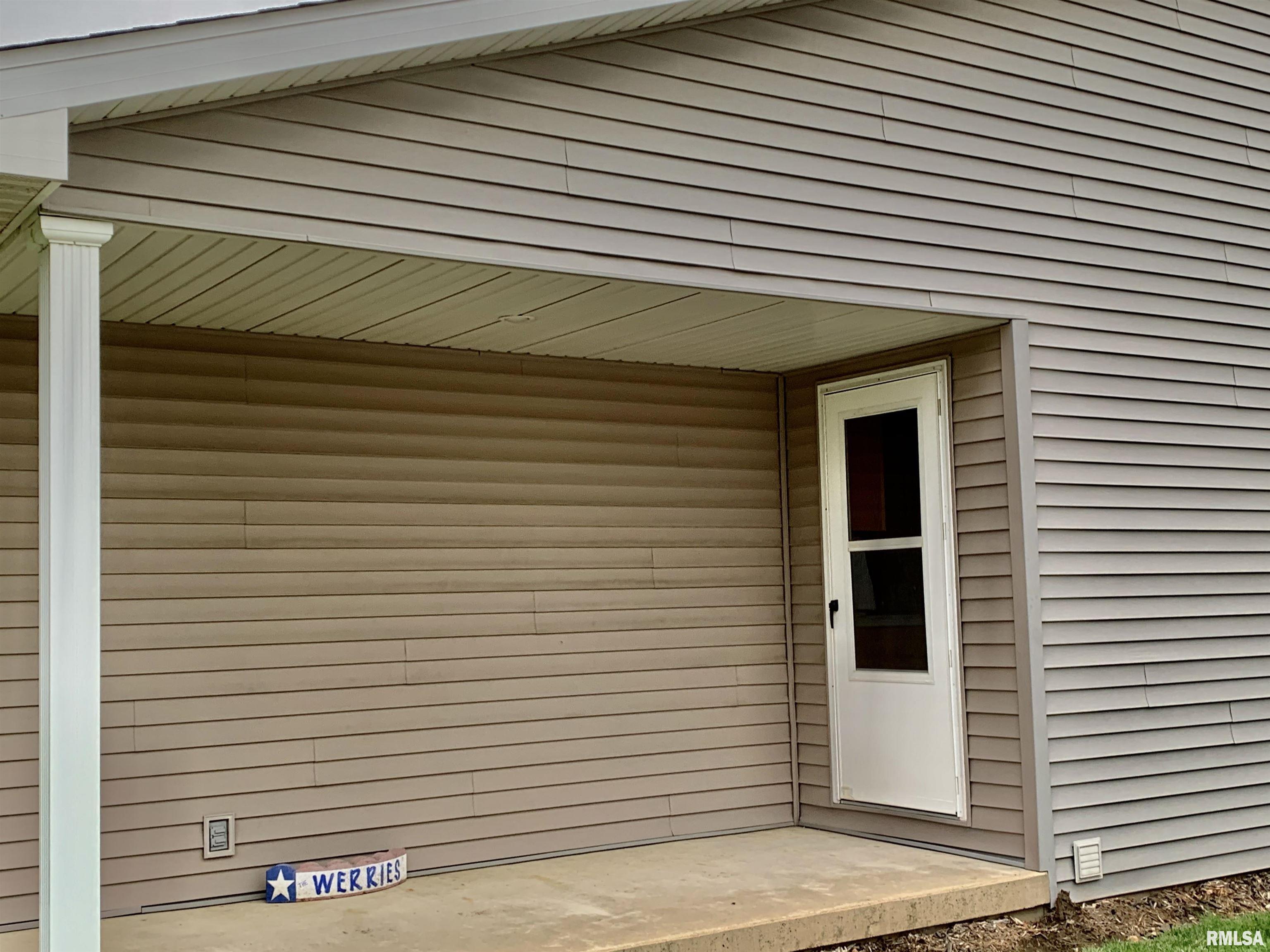 13A Shenandoah Street, Jacksonville, Illinois image 8