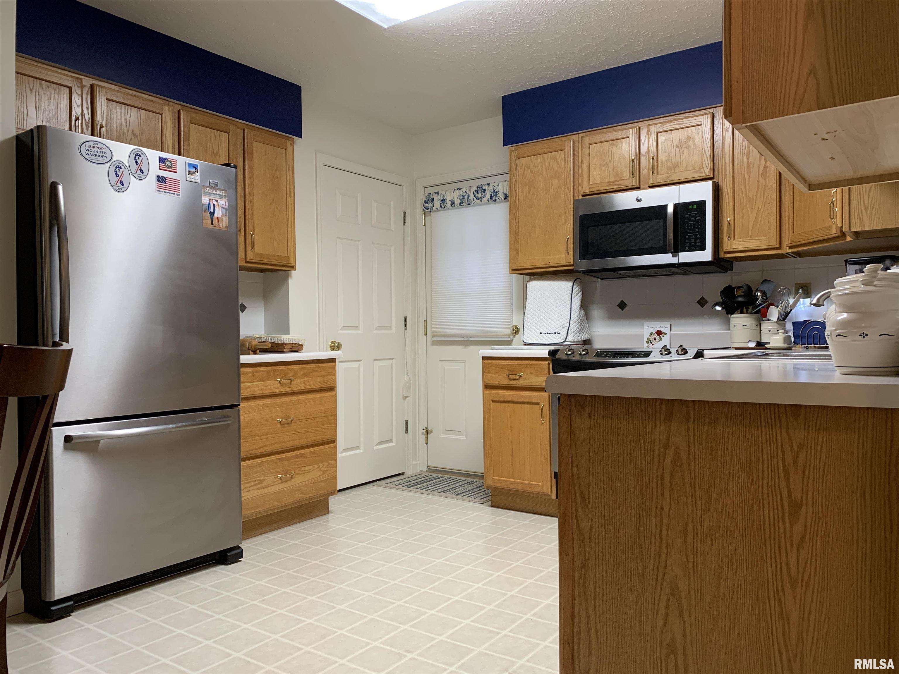 13A Shenandoah Street, Jacksonville, Illinois image 19